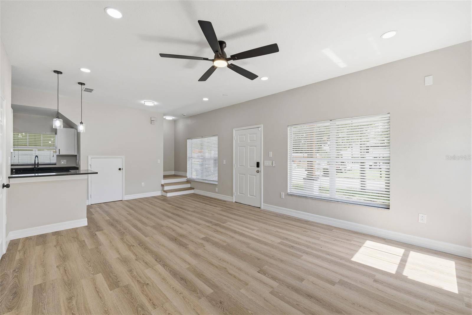 319 E HANLON ST, Tampa, FL 33604