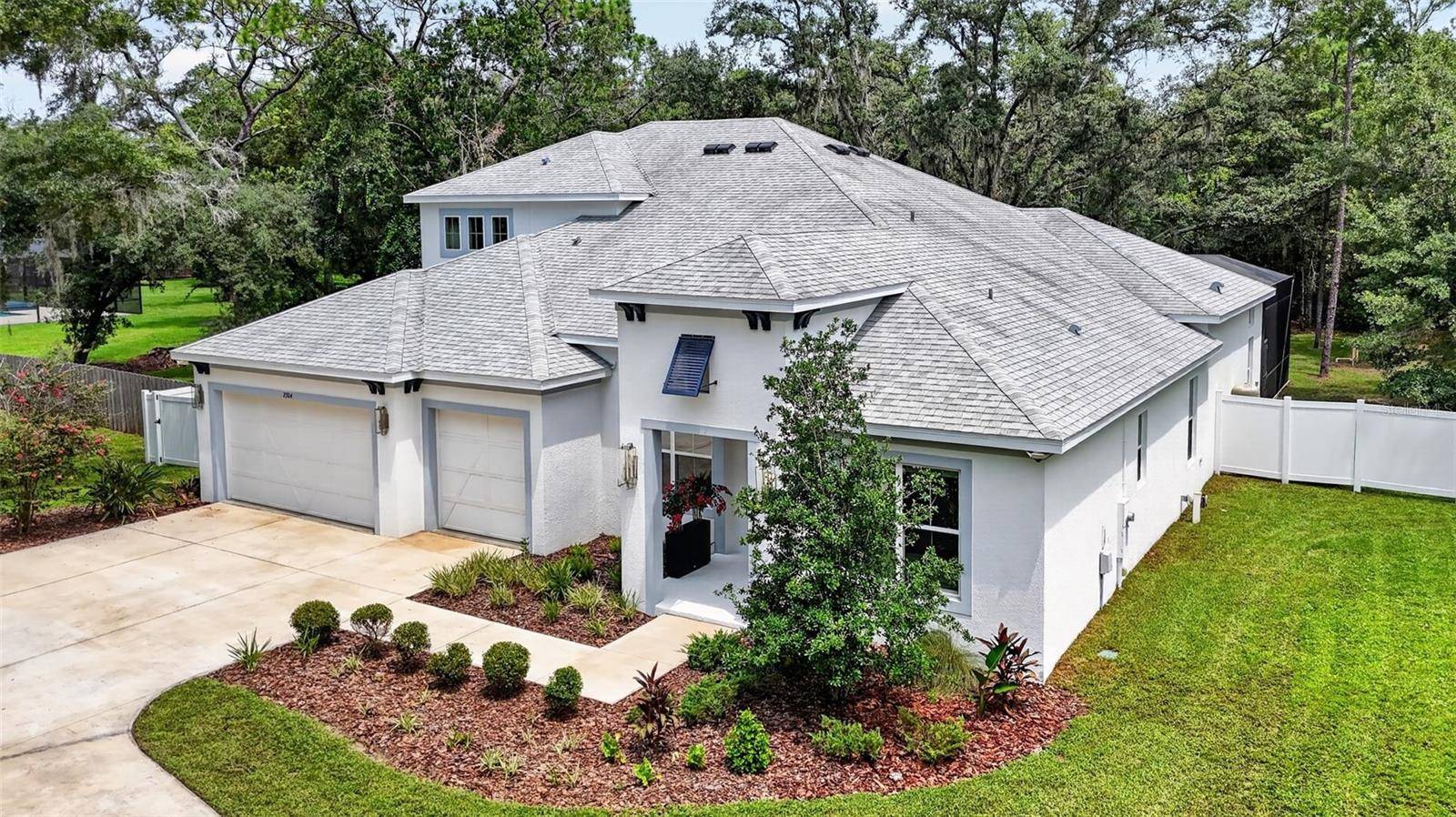 2304 CLEMENT RD, Lutz, FL 33549