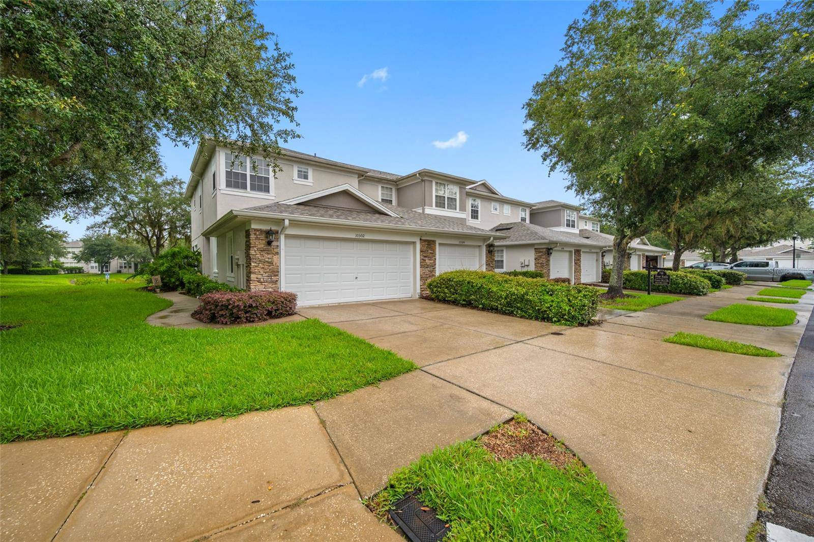 10302 STONE MOSS AVE, Tampa, FL 33647