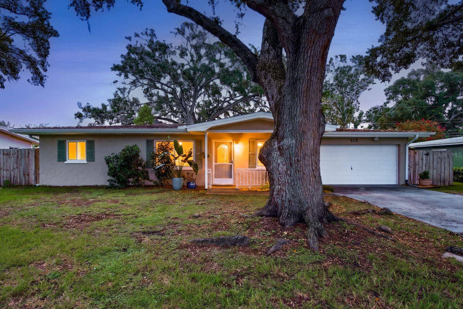 613 IMPERIAL DR, Largo, FL 33771