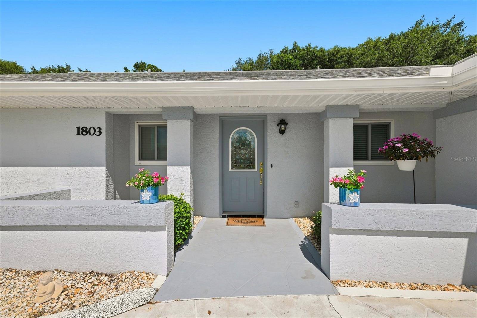 1803 NEW BEDFORD DR, Sun City Center, FL 33573