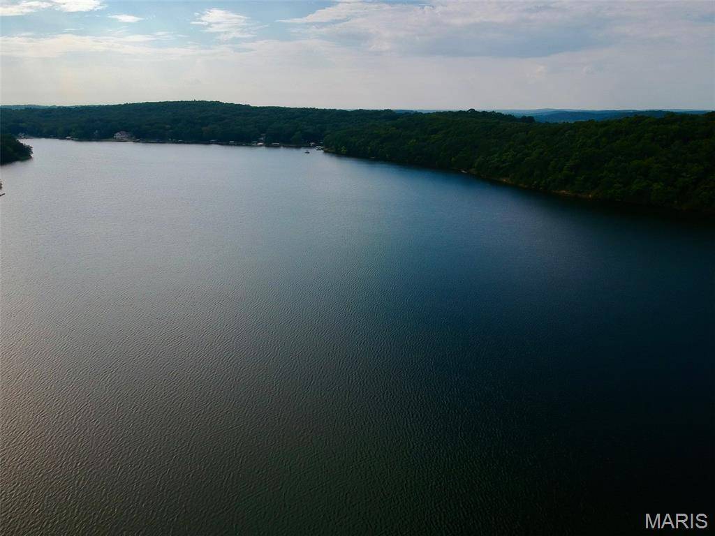 1787 Lake Shore DR, Owensville, MO 65066