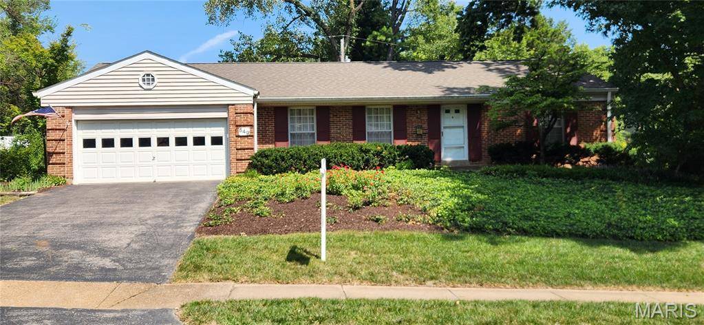549 Scottsdale RD, St Louis, MO 63122