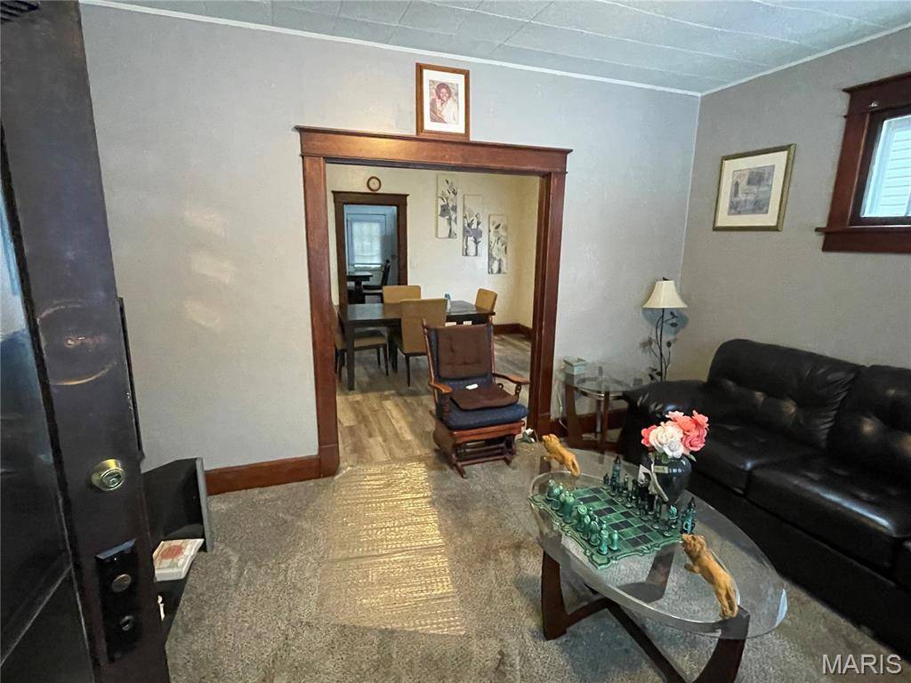 321 Dry ST, Alton, IL 62002