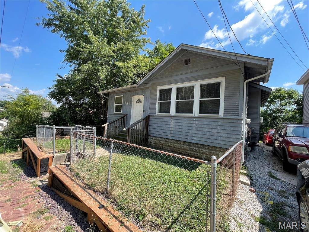 321 Dry ST, Alton, IL 62002