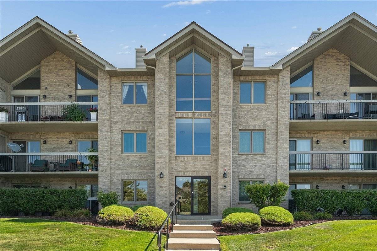 14011 Norwich LN #304, Orland Park, IL 60467