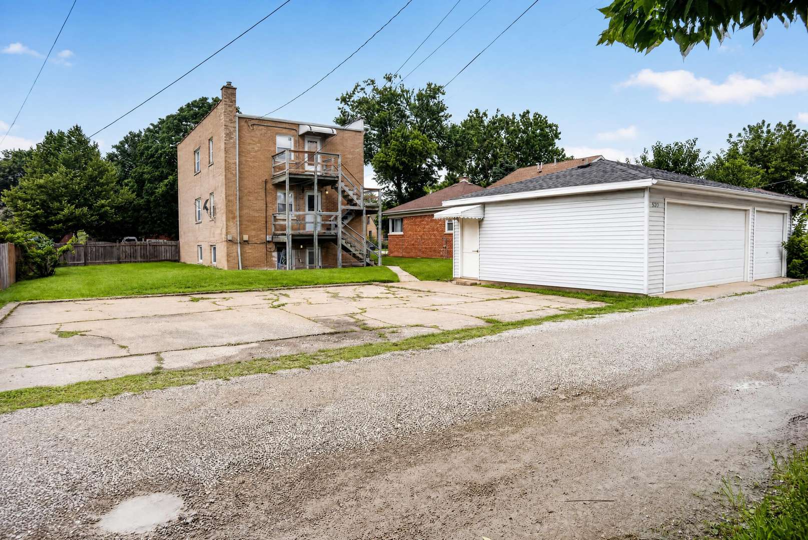 3329 Arthur AVE, Brookfield, IL 60513