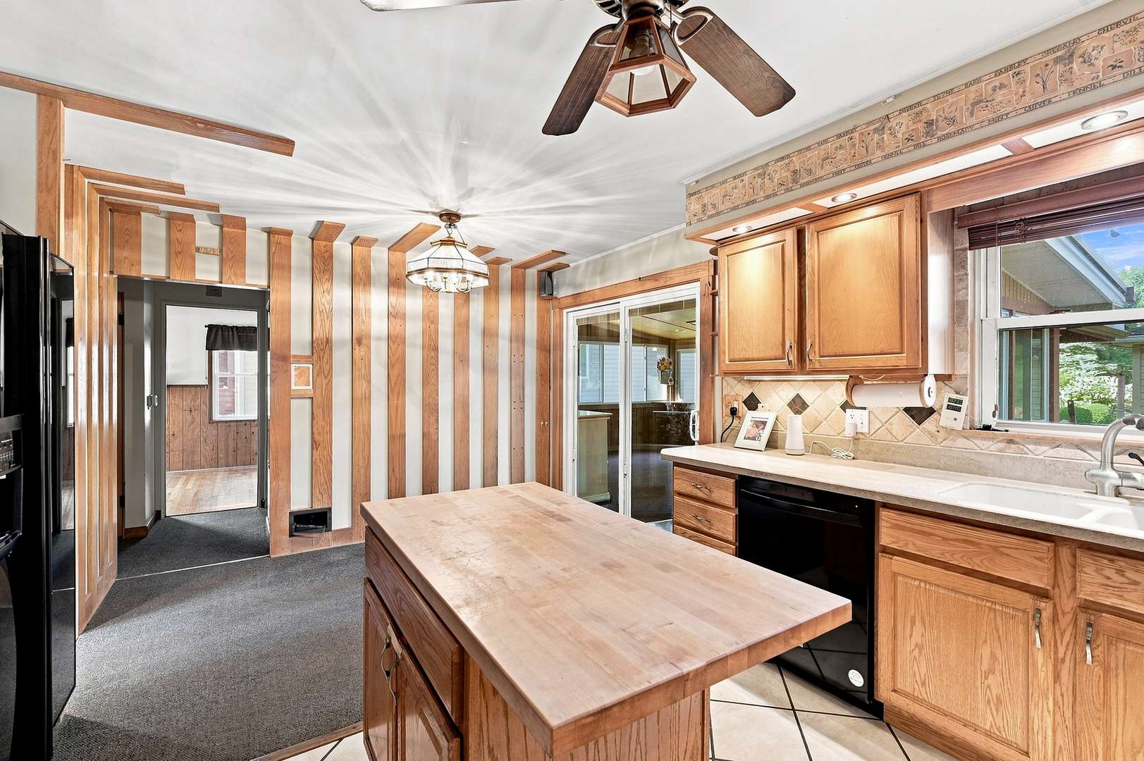 310 N Washington ST, Westmont, IL 60559