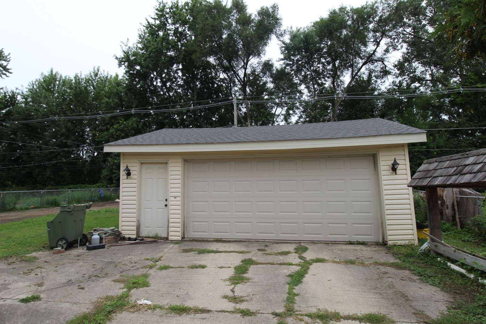 37294 N Grandwood DR, Gurnee, IL 60031