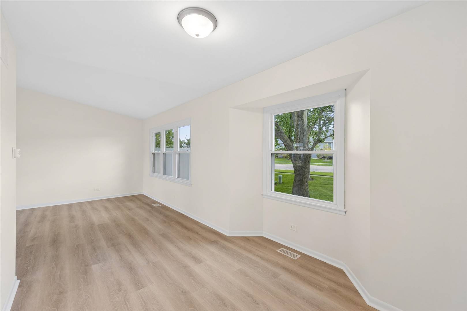 403 Monet CIR, Bolingbrook, IL 60440