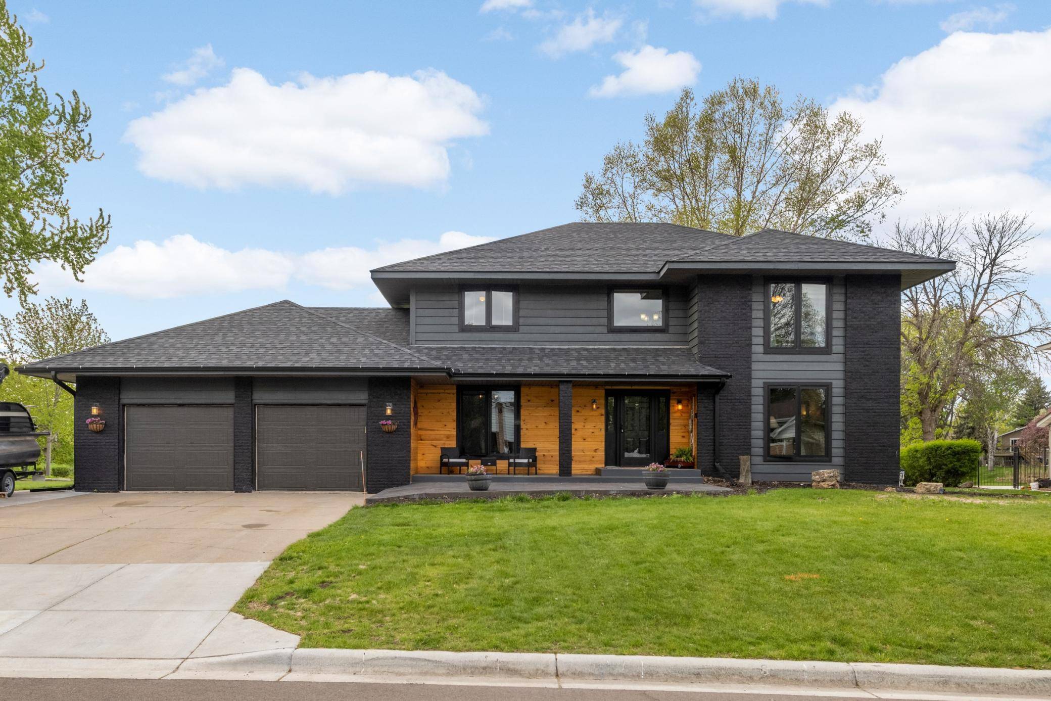 1840 Brittany RD, Hastings, MN 55033