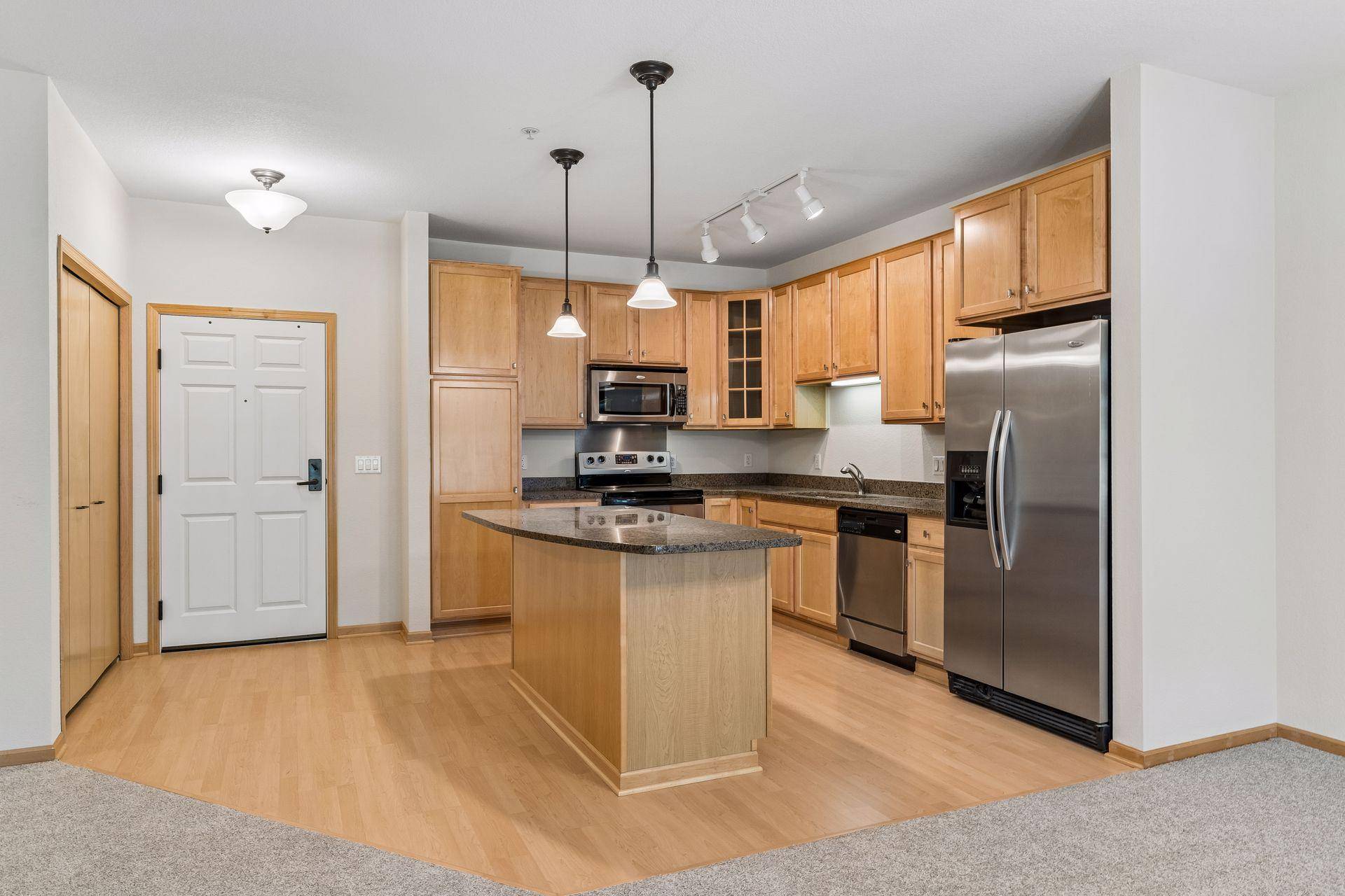 7100 Metro BLVD #104, Edina, MN 55439