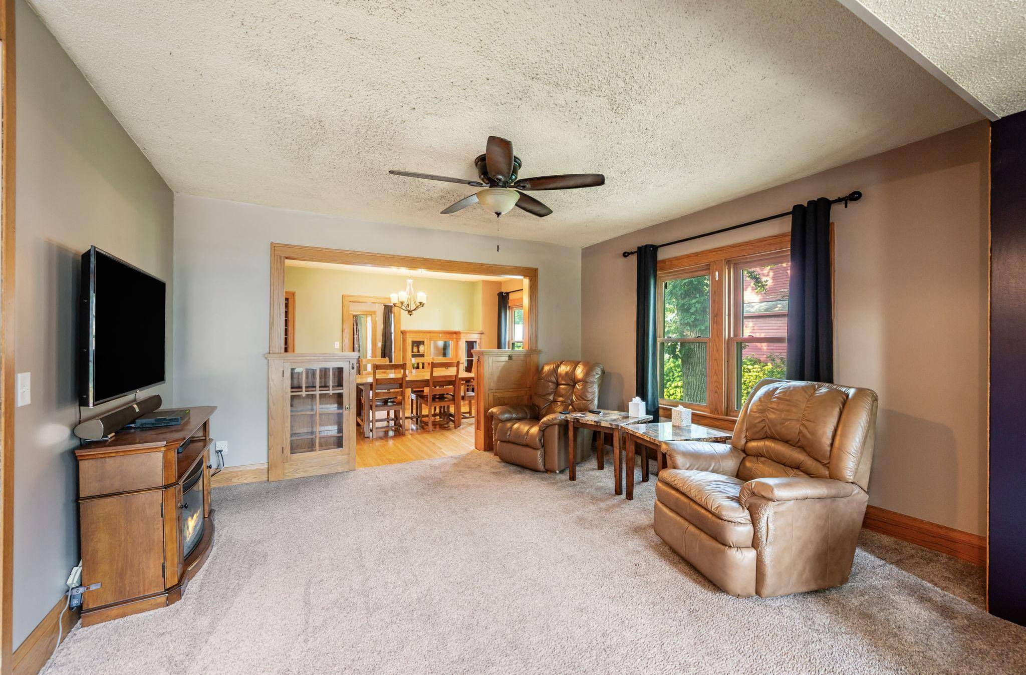 312 W 2nd ST, Blue Earth, MN 56013
