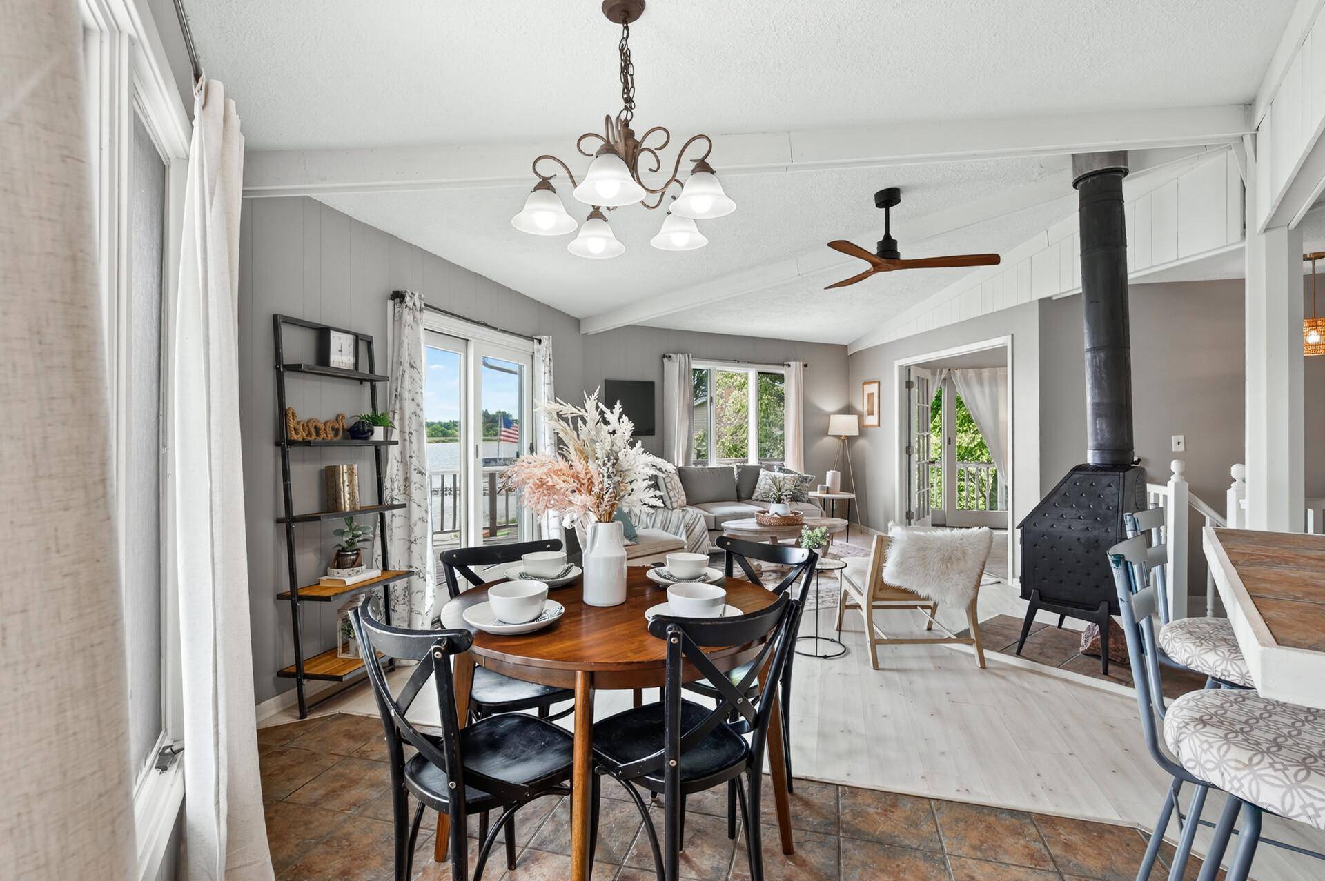1794 Lawrence CIR NW, Annandale, MN 55302