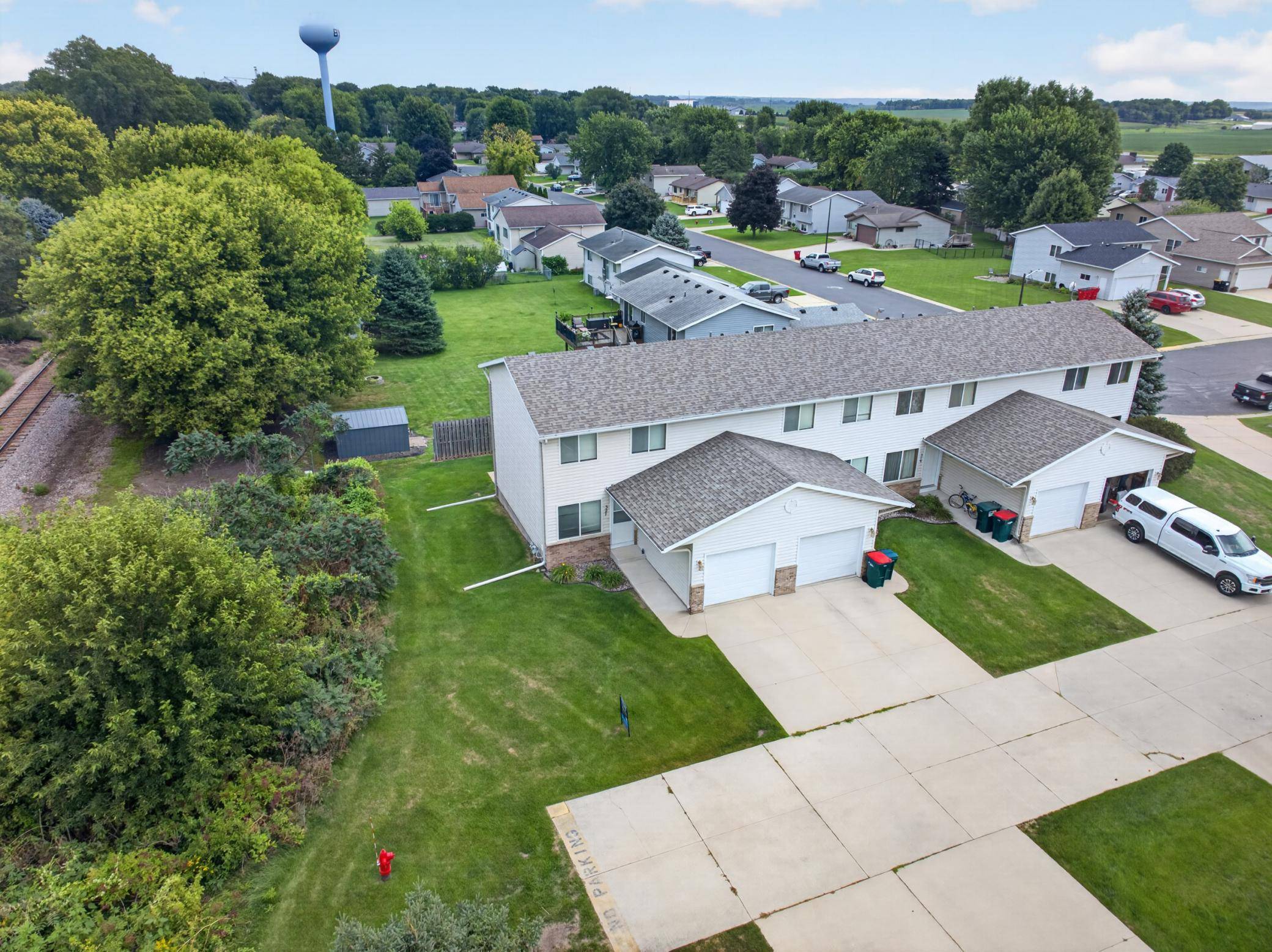 327 10th AVE NW, Byron, MN 55920
