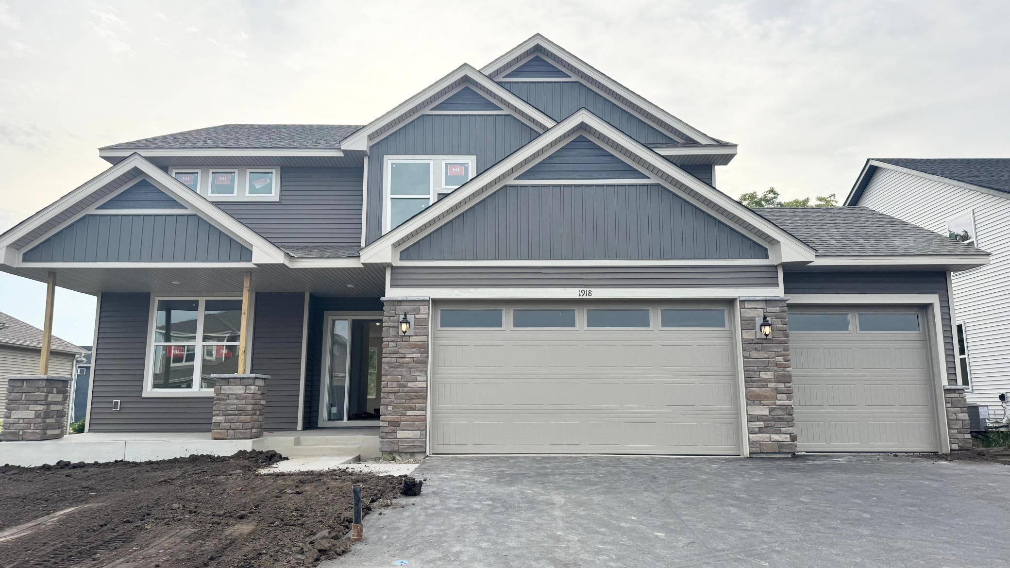1918 Fulton RD, Carver, MN 55315
