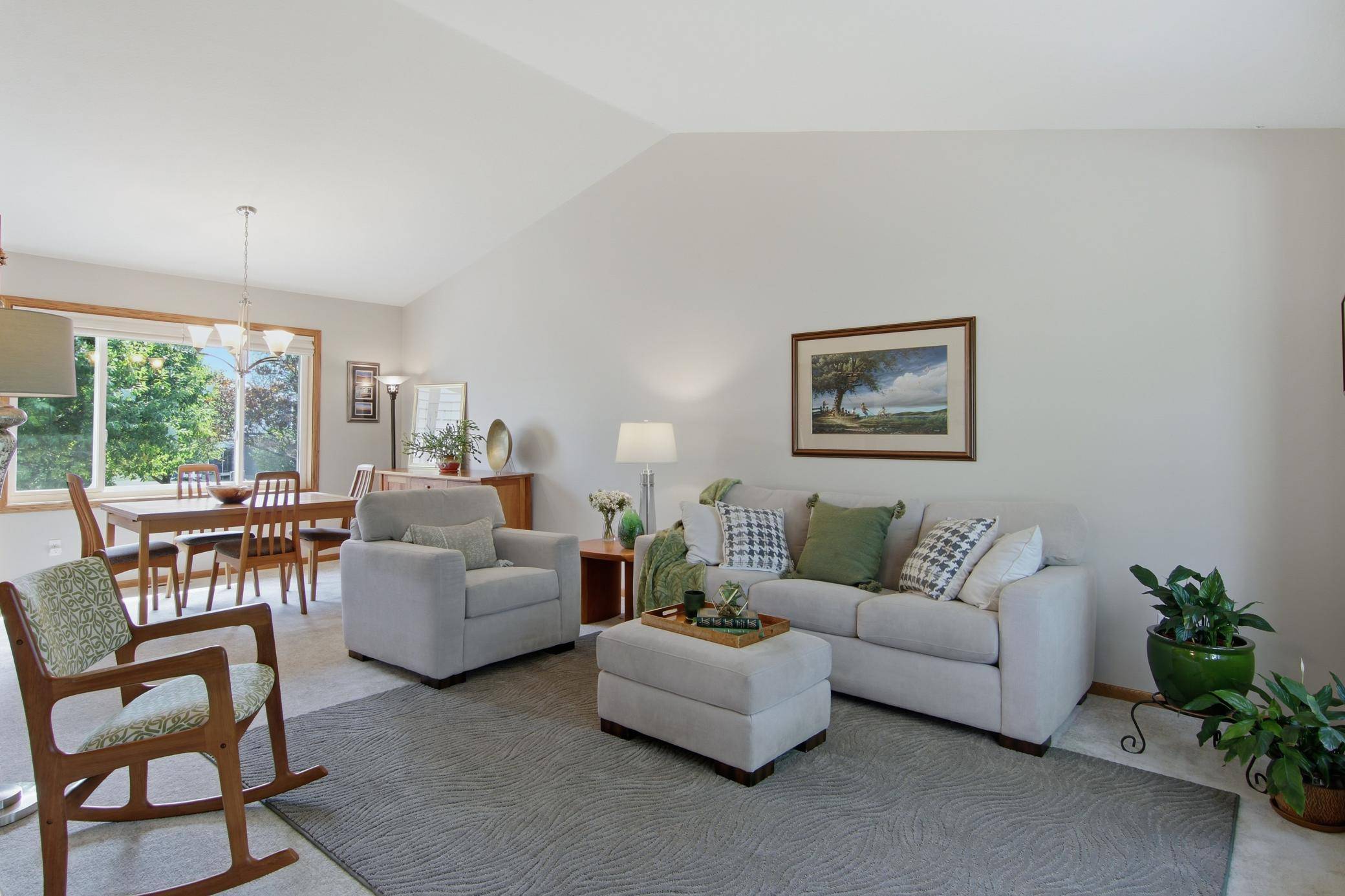 899 Wert RD, Hudson, WI 54016
