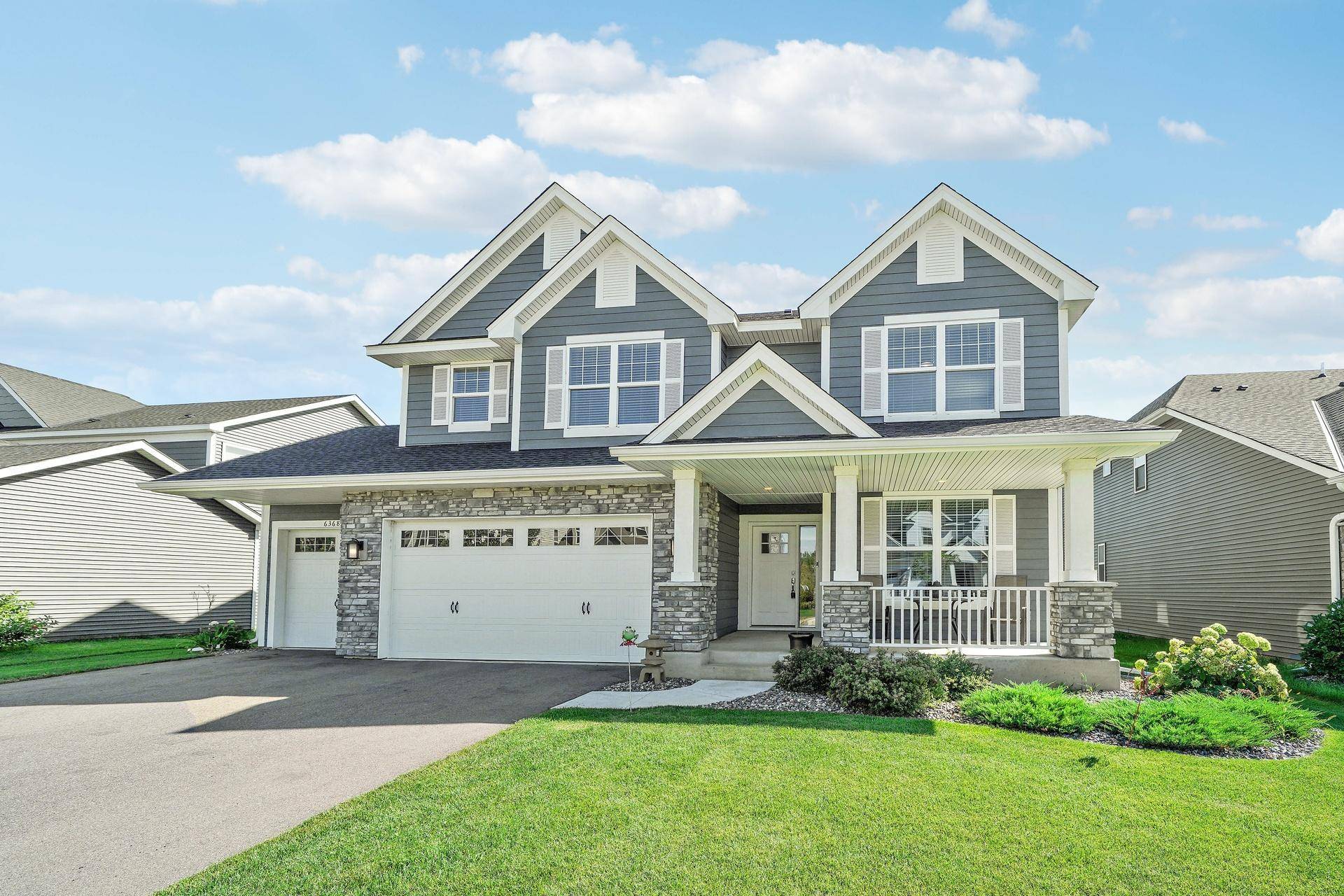 6368 Apple CT, Inver Grove Heights, MN 55077