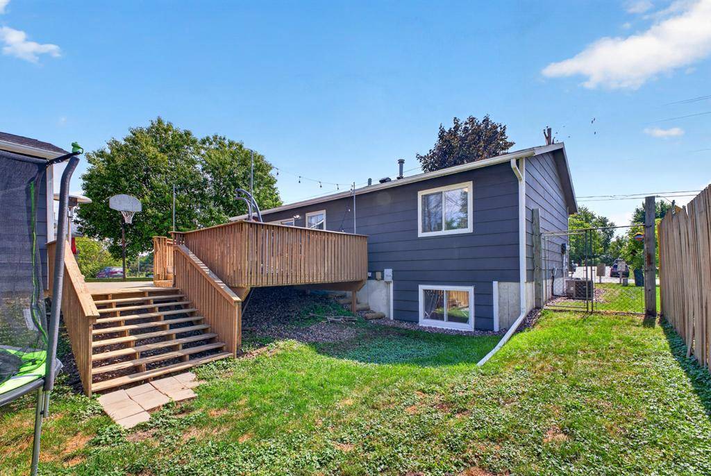 3513 7th ST NW, Rochester, MN 55901