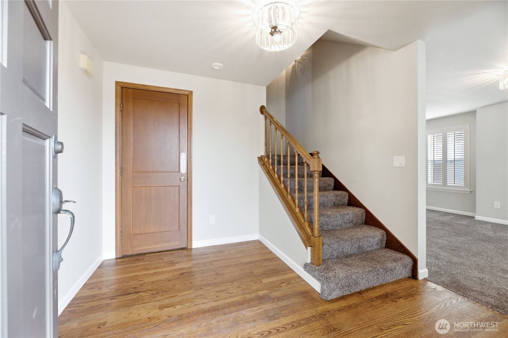 225 McElroy PL, Puyallup, WA 98371