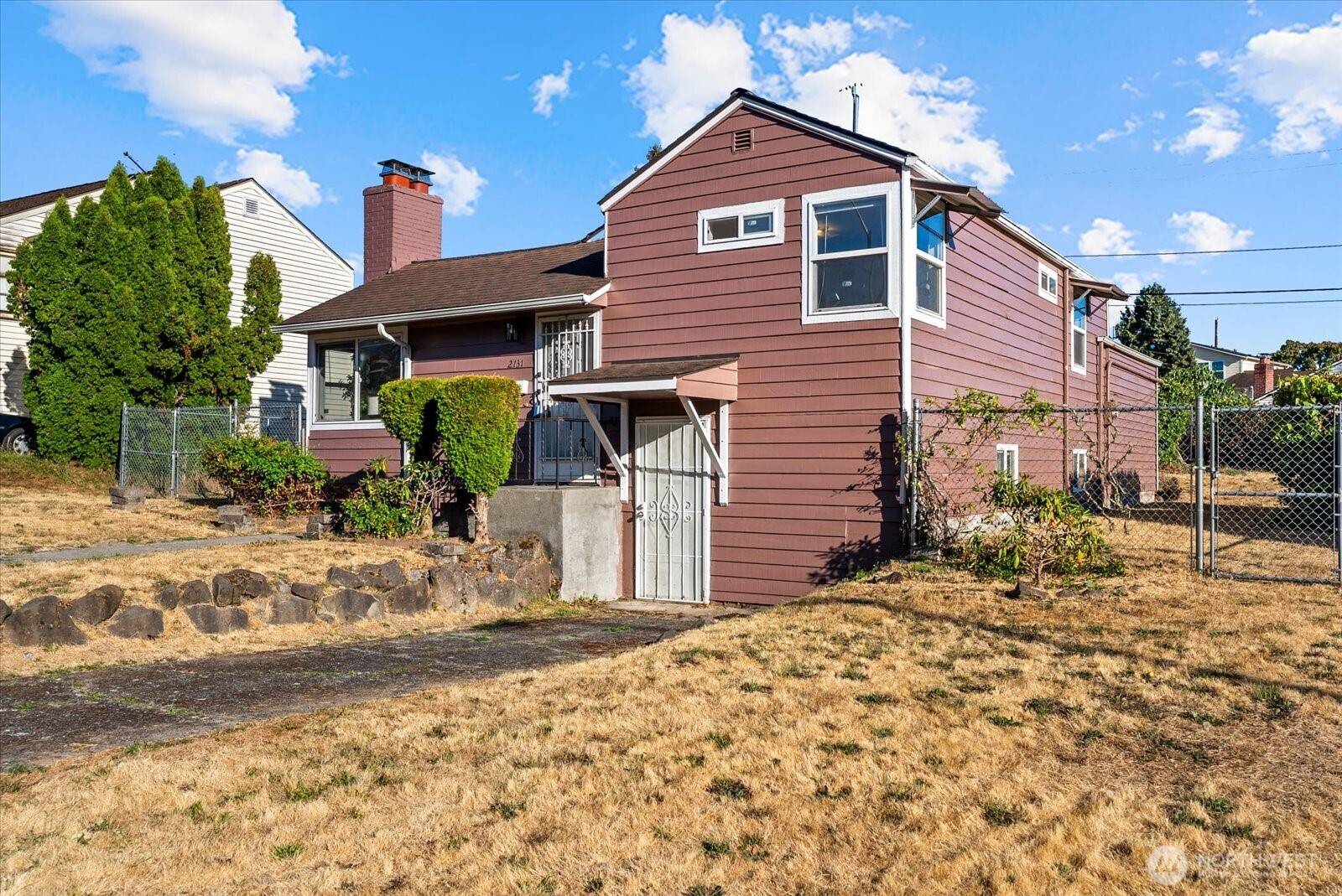 2131 S Bennett ST, Seattle, WA 98108