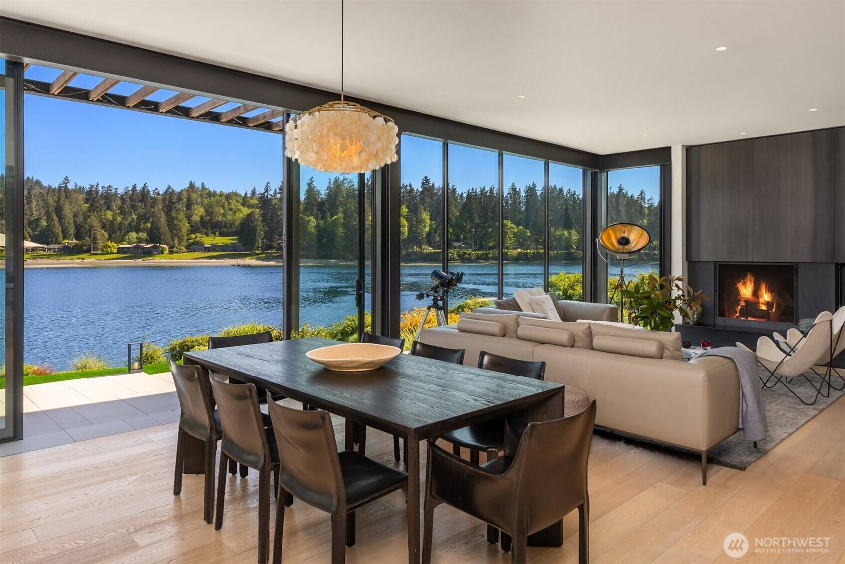 10555 NE Seaborn RD, Bainbridge Island, WA 98110