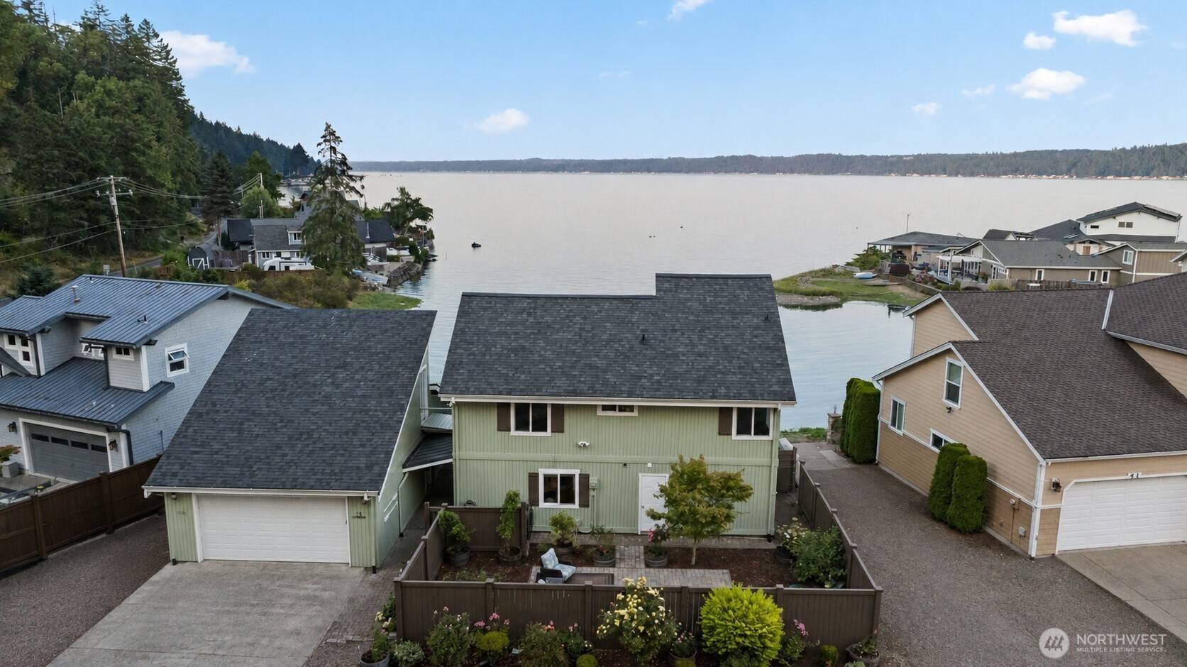 21 NE Belaire DR, Belfair, WA 98528