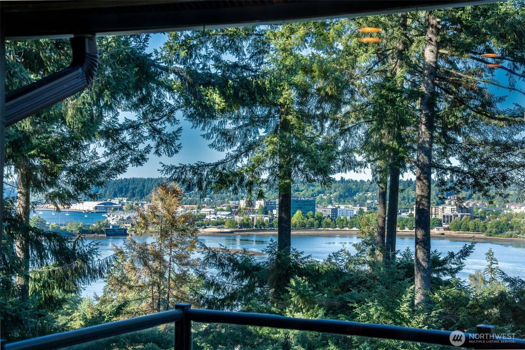 1406 Evergreen Park LN SW, Olympia, WA 98502