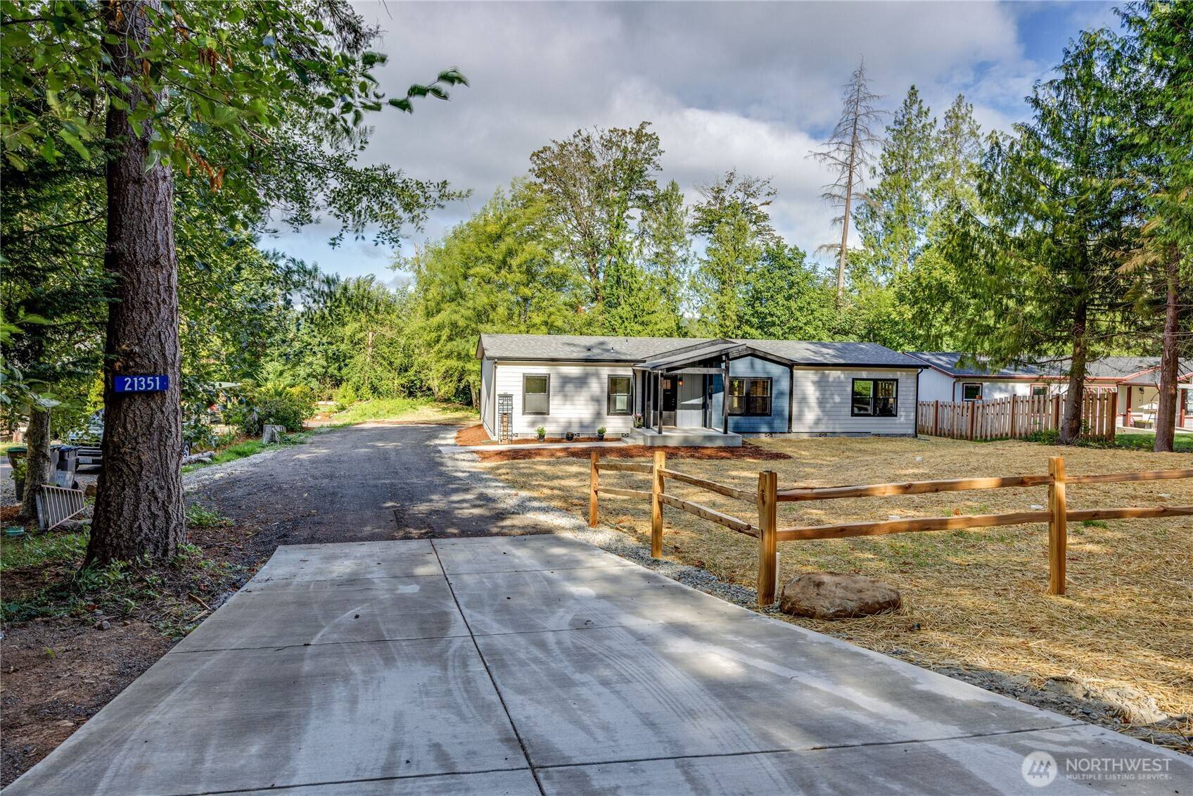 21351 Howard AVE, Kingston, WA 98346