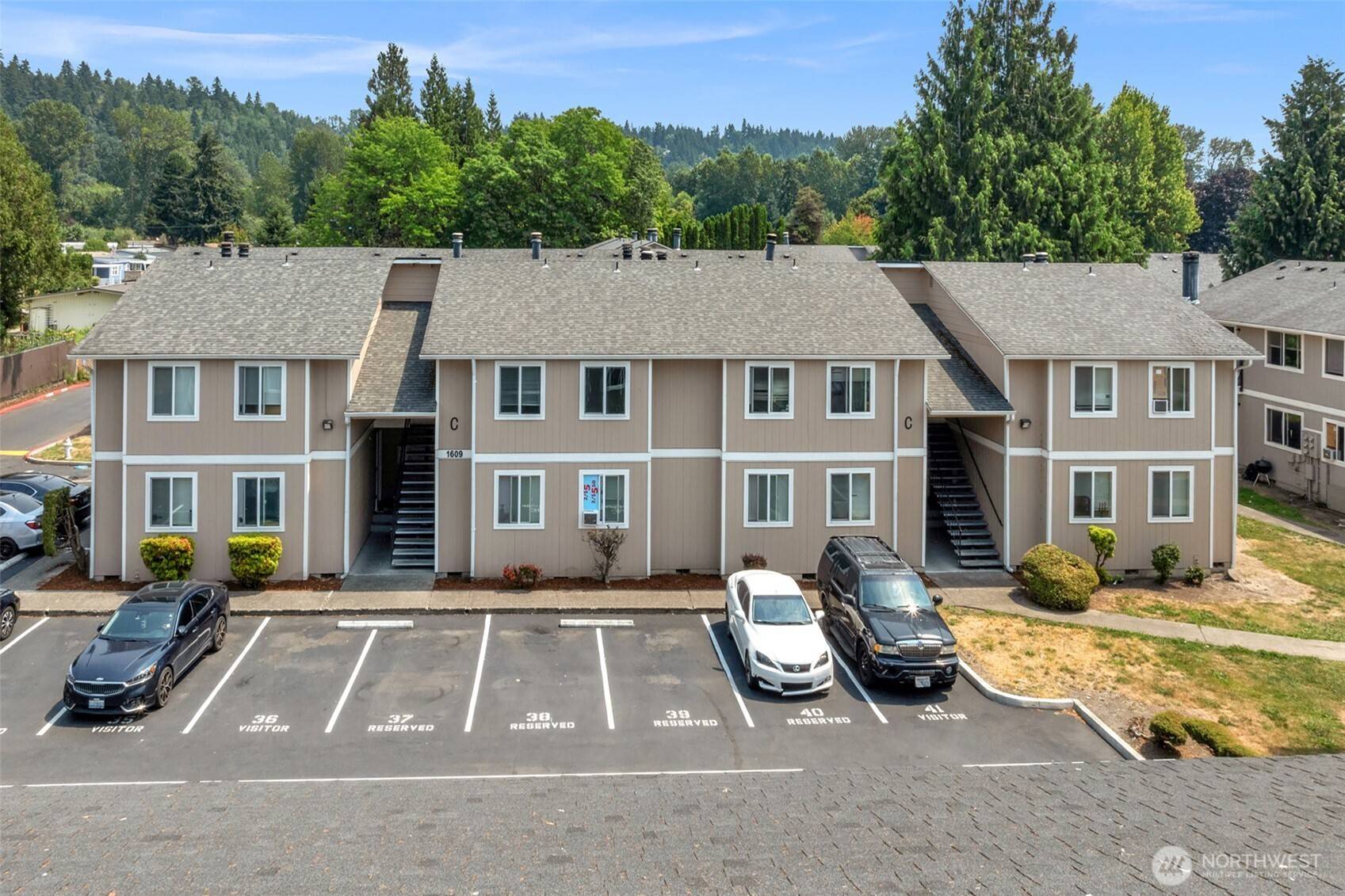 1609 Maple LN #C1-C8, Kent, WA 98030