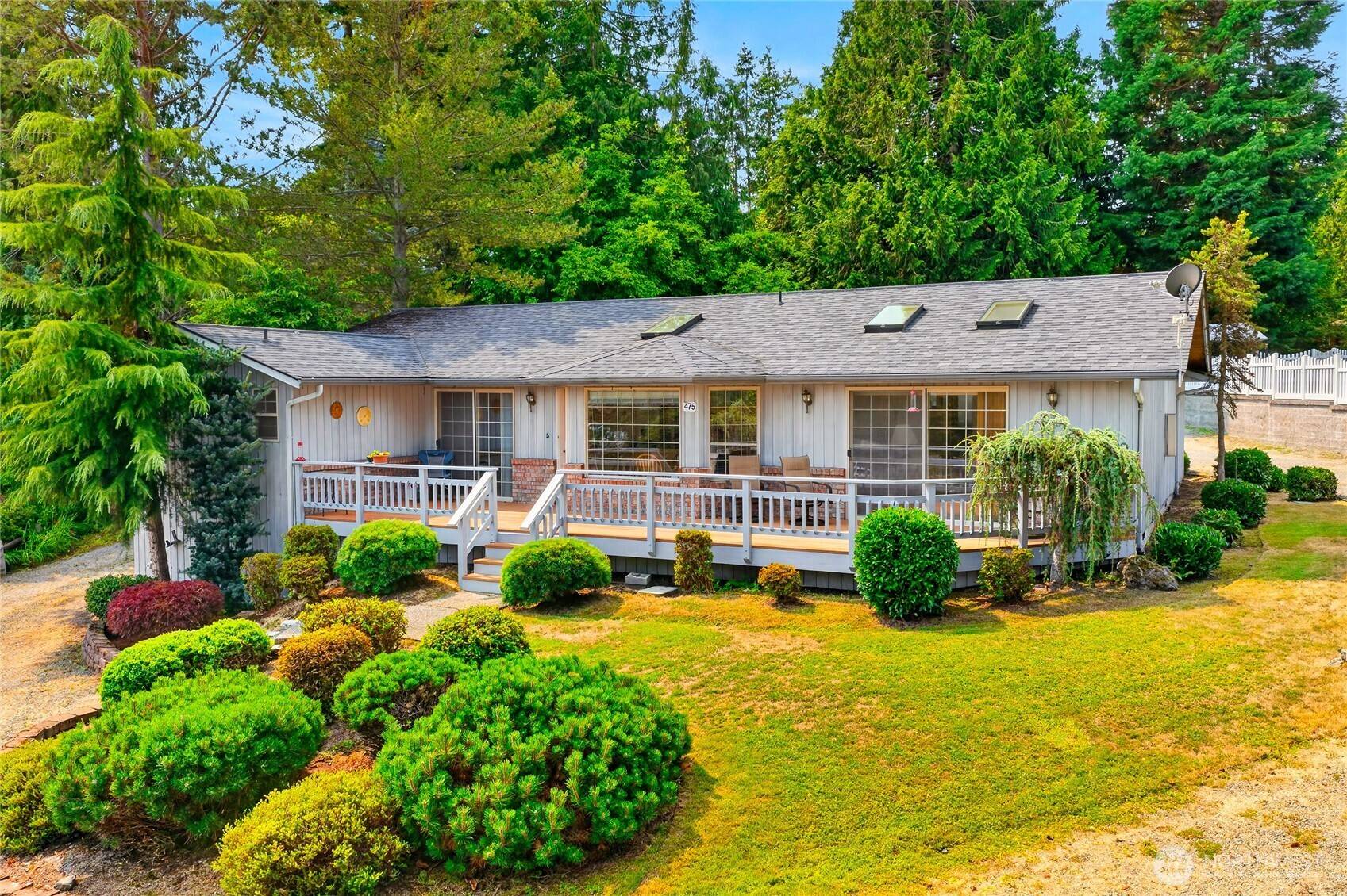 475 Nez Perce PL, La Conner, WA 98257