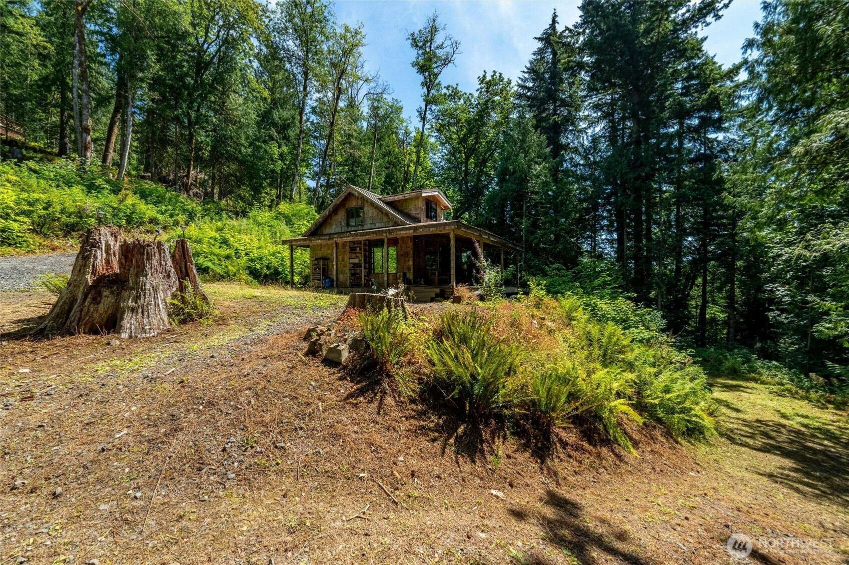 9075 Upper Frost Creek RD, Maple Falls, WA 98266