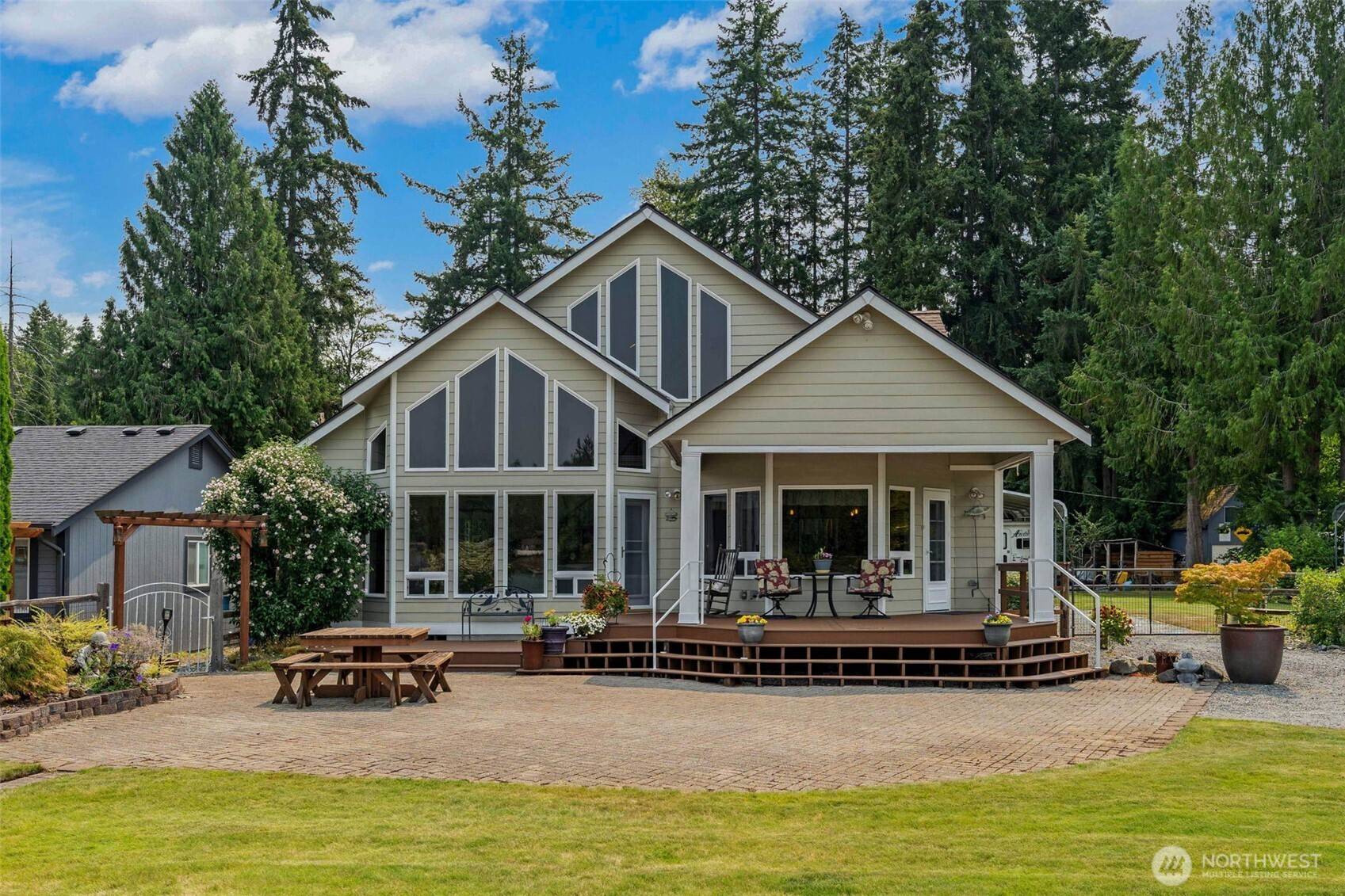 32608 Benbow DR E, Graham, WA 98338