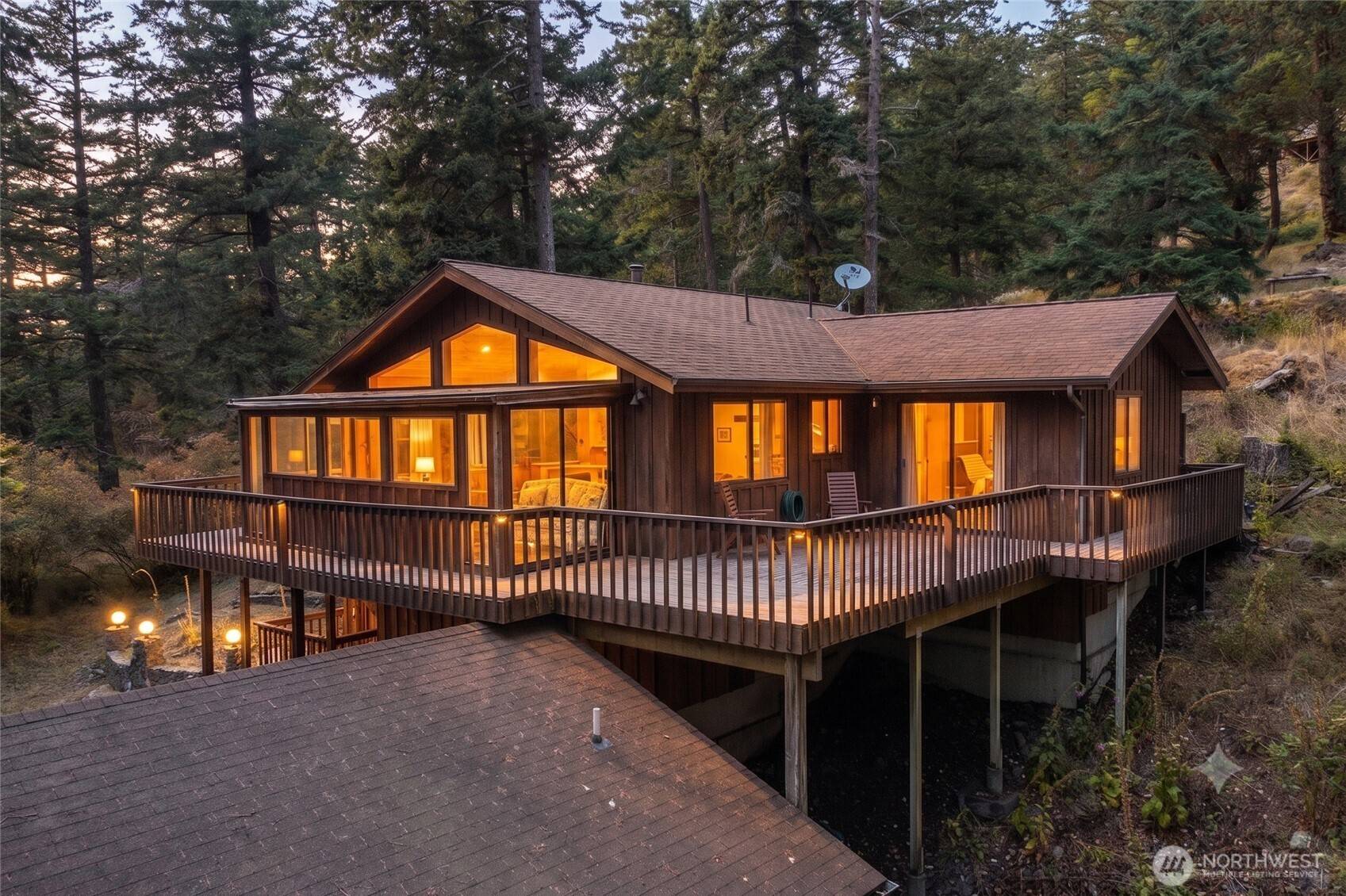 83 Cascade WAY, Orcas Island, WA 98245