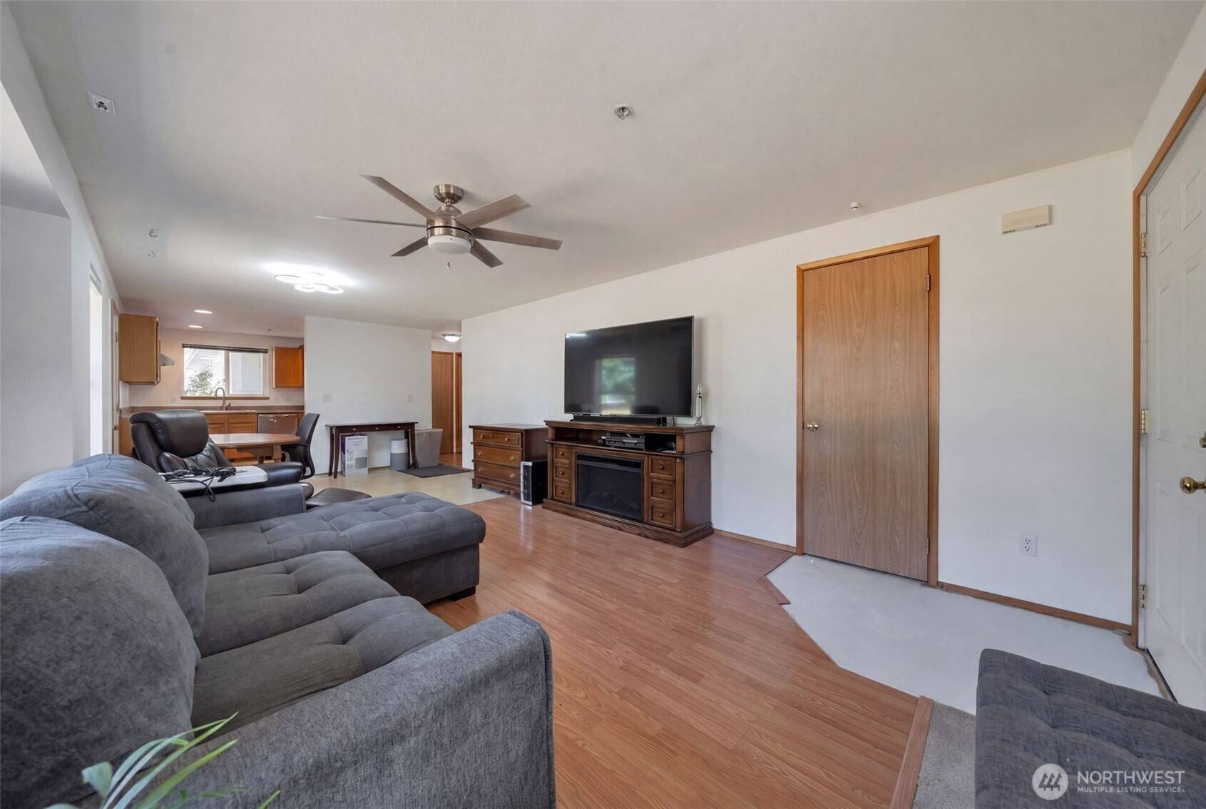 2399 McDonald AVE, Dupont, WA 98327