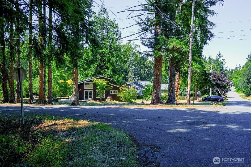 36875 Tamarack DR NE, Hansville, WA 98340