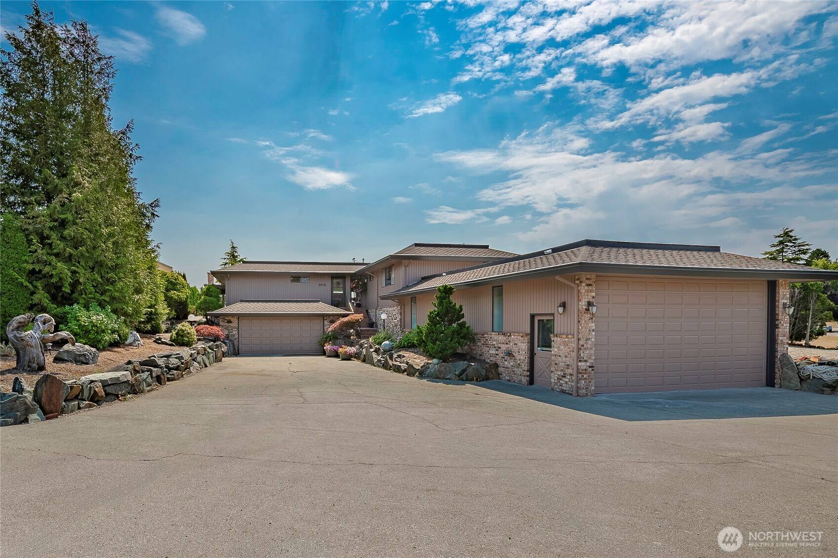 5575 Coquitlam DR, Blaine, WA 98230