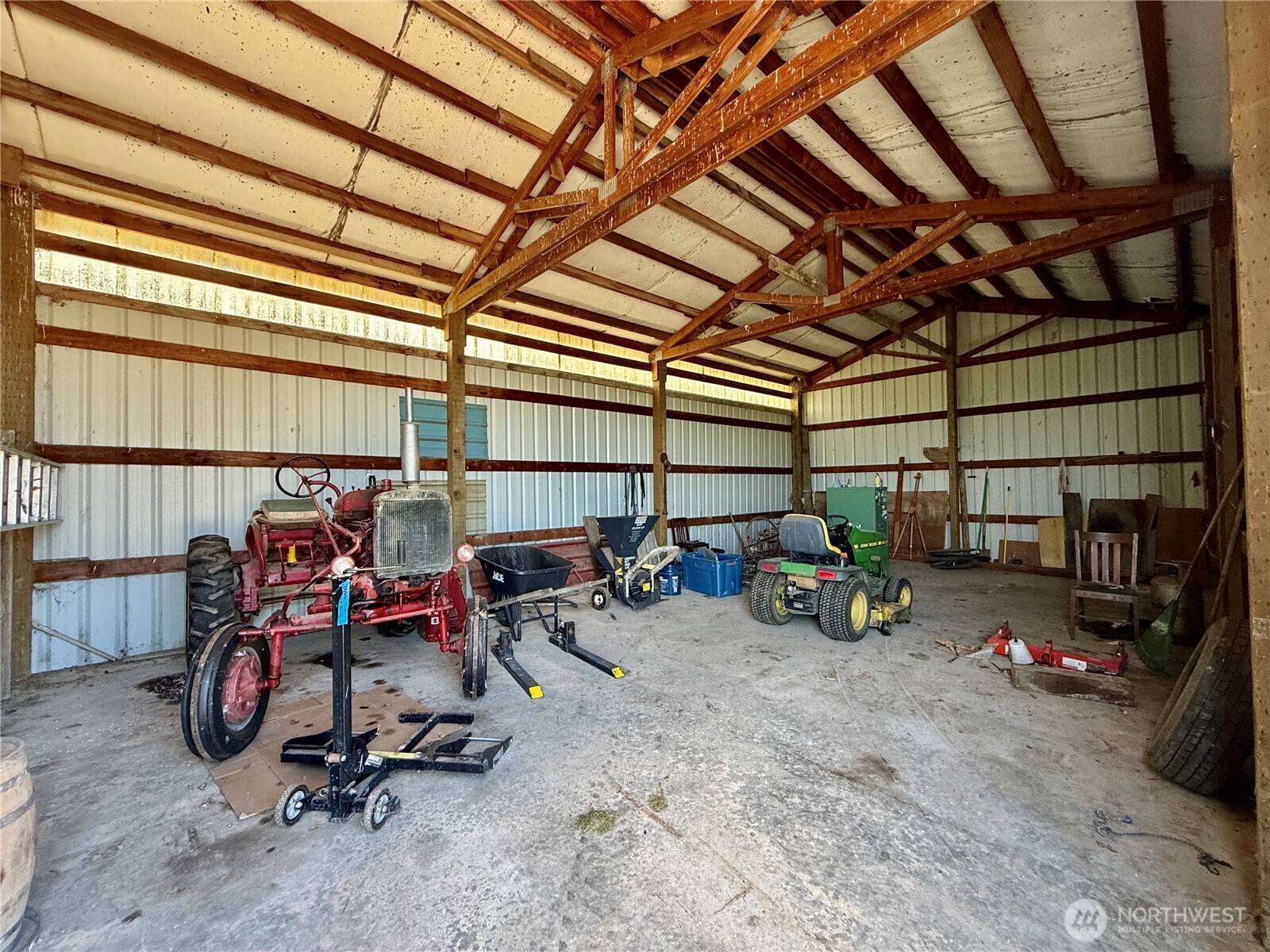 12741 Ring LN, La Conner, WA 98257
