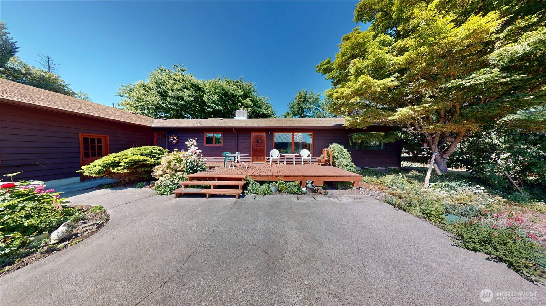 12741 Ring LN, La Conner, WA 98257