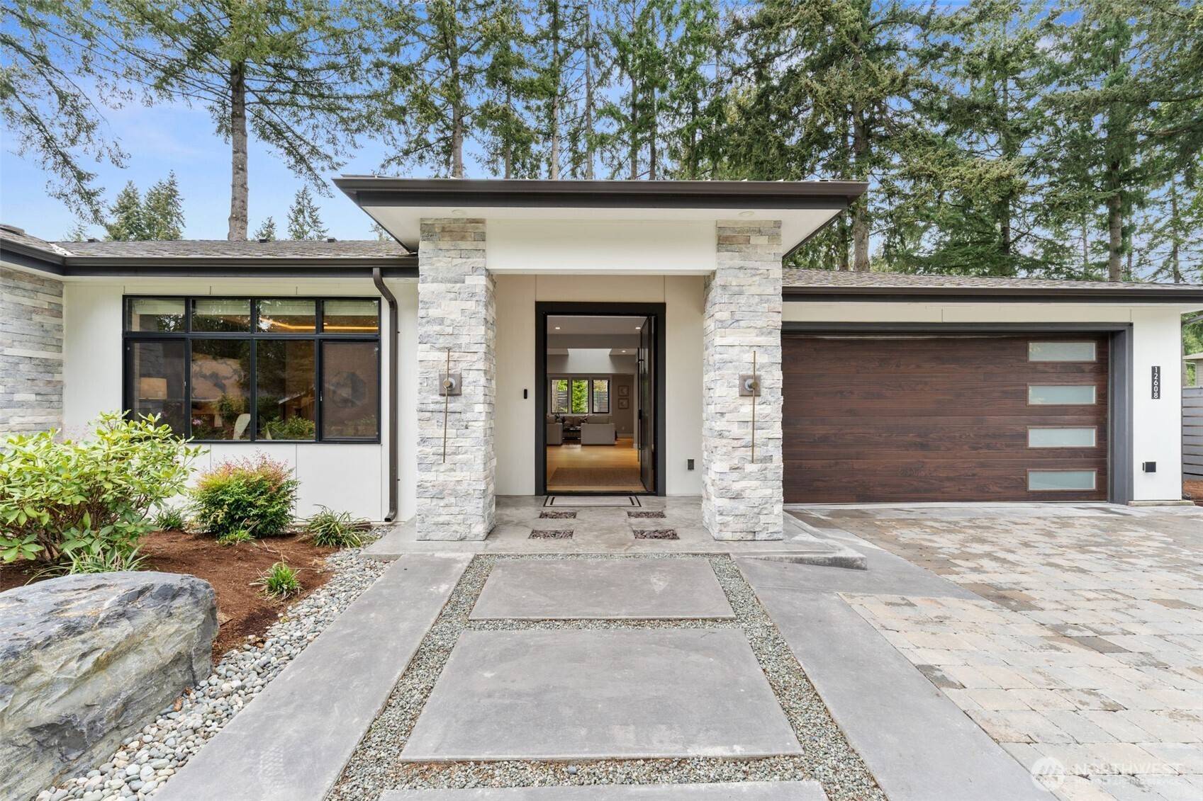 12608 NE 30th ST, Bellevue, WA 98005
