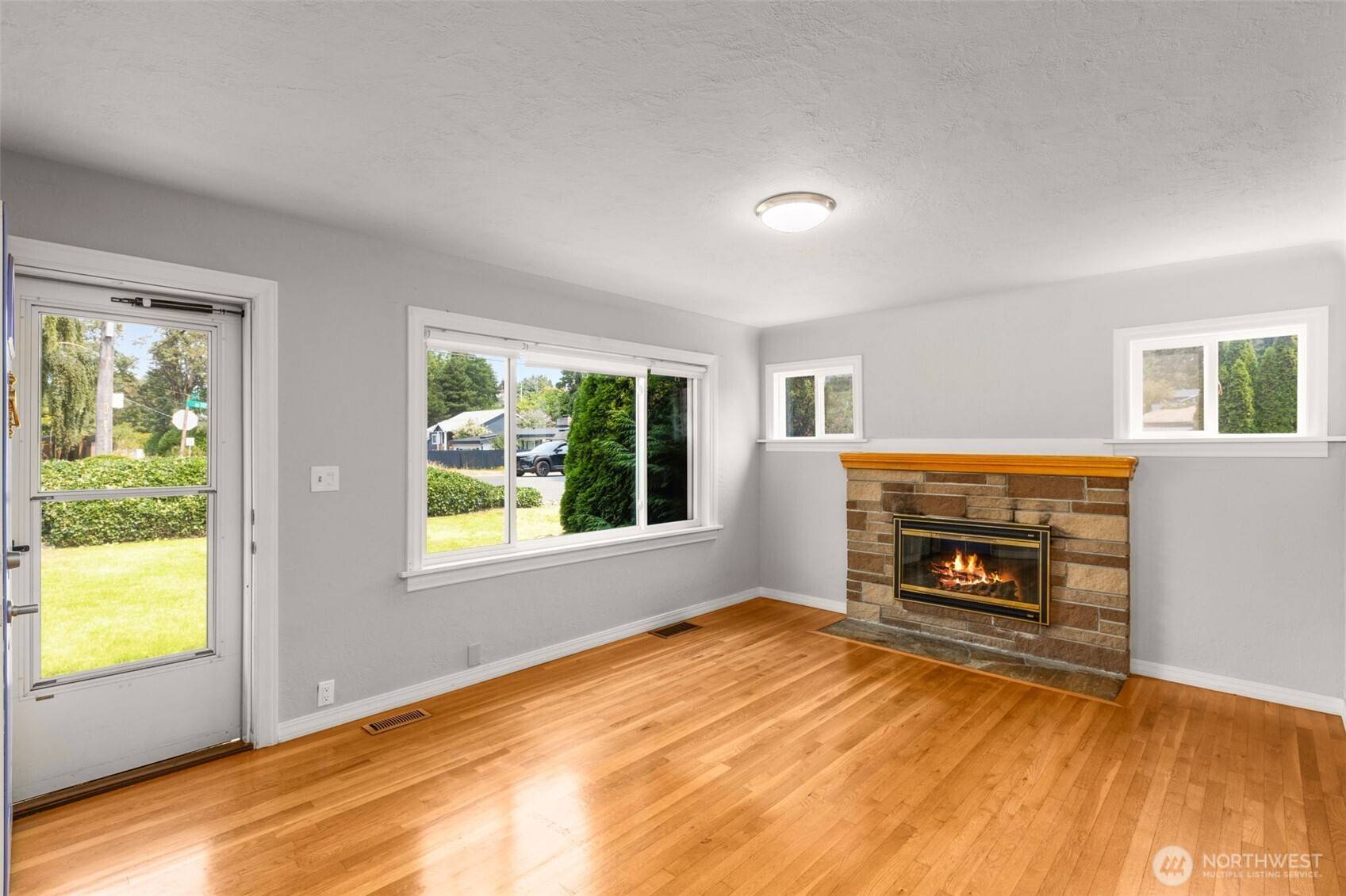 2501 SW 112th ST, Seattle, WA 98146
