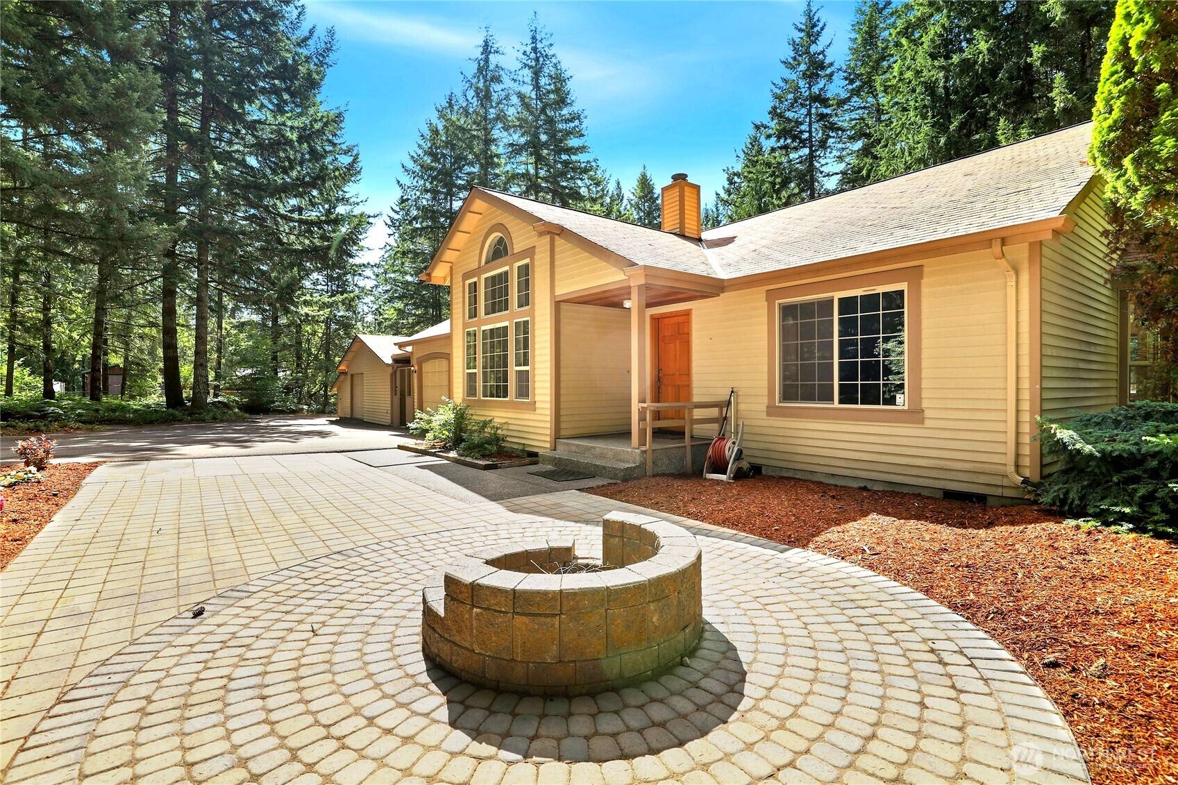 5800 SW Royal Spruce DR, Port Orchard, WA 98367