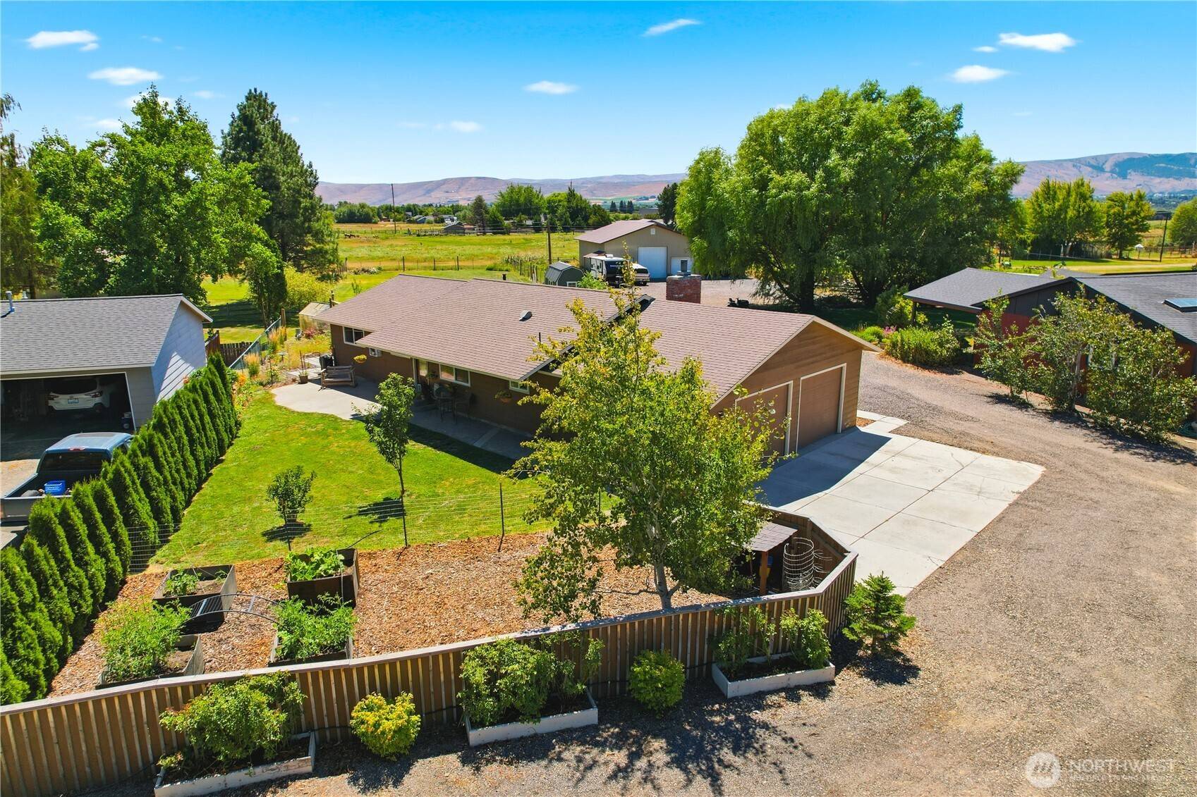 500 W Ridgeview LN, Ellensburg, WA 98926