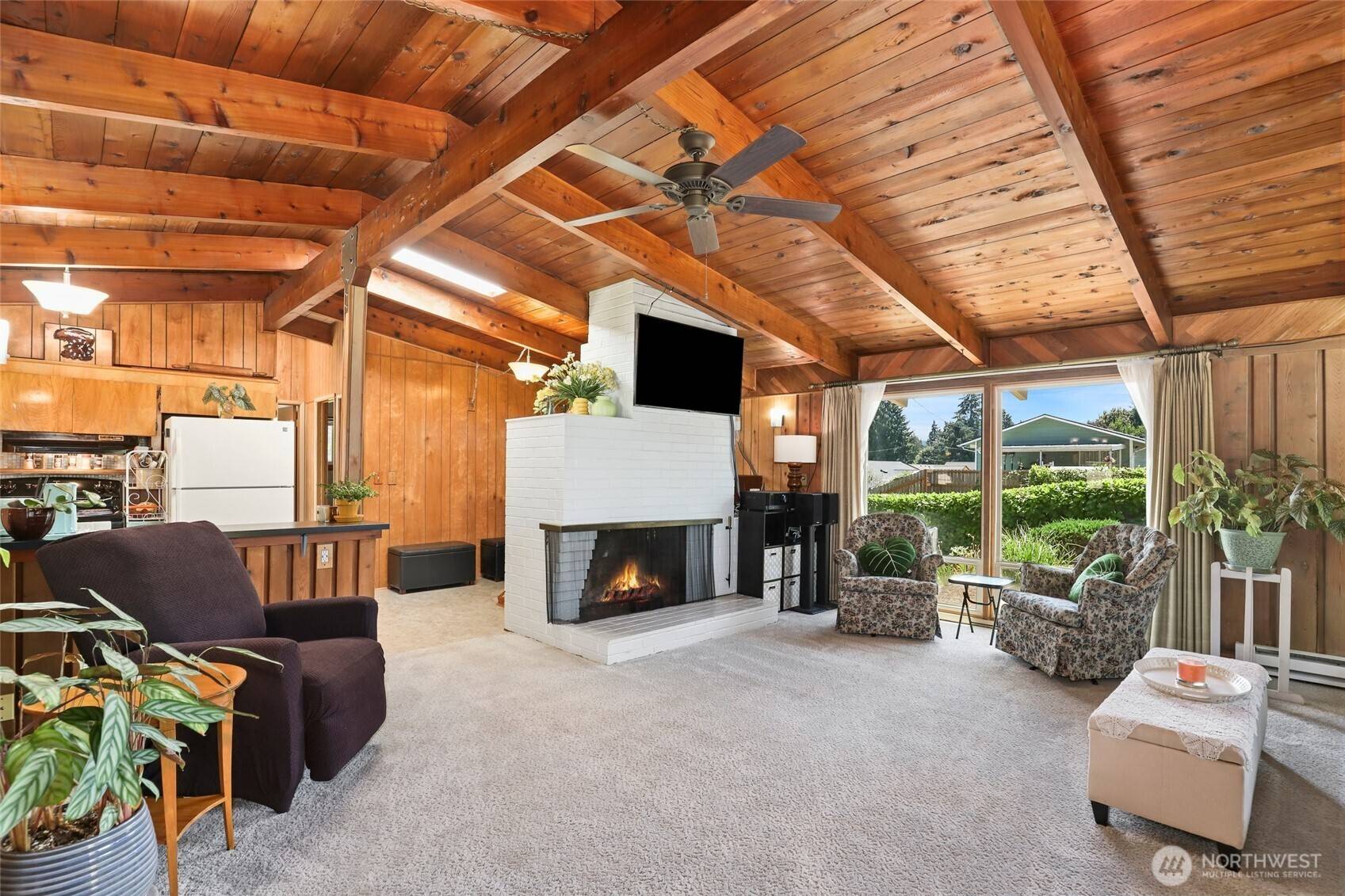 10013 Barnes LN S, Tacoma, WA 98444