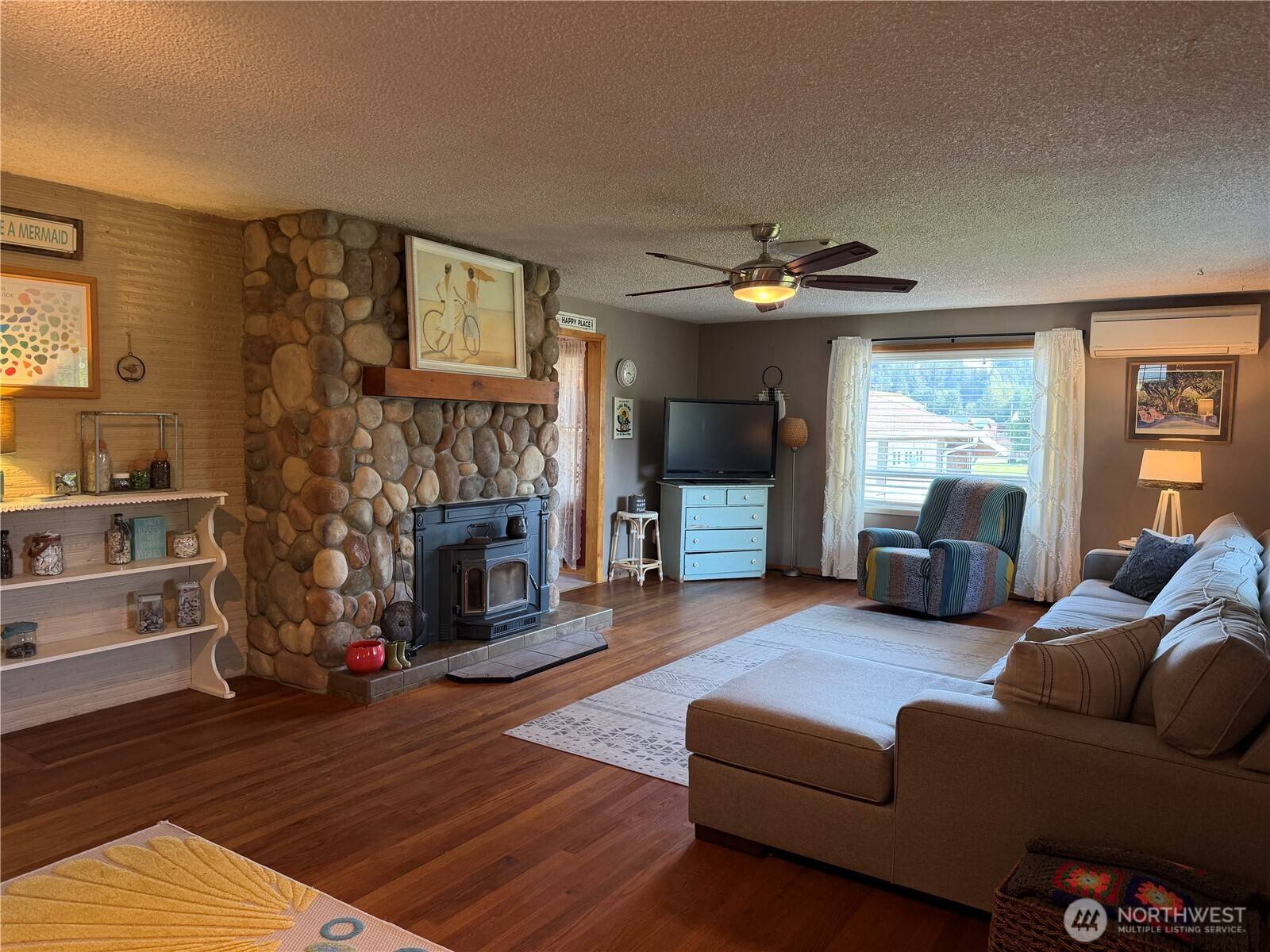 361 Second AVE, Forks, WA 98331