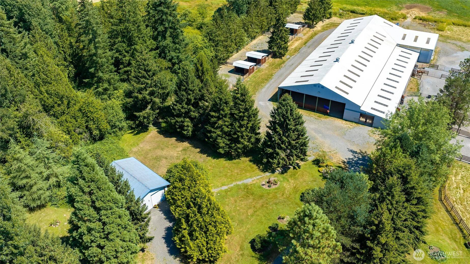 3086 Standard RD, Deming, WA 98244