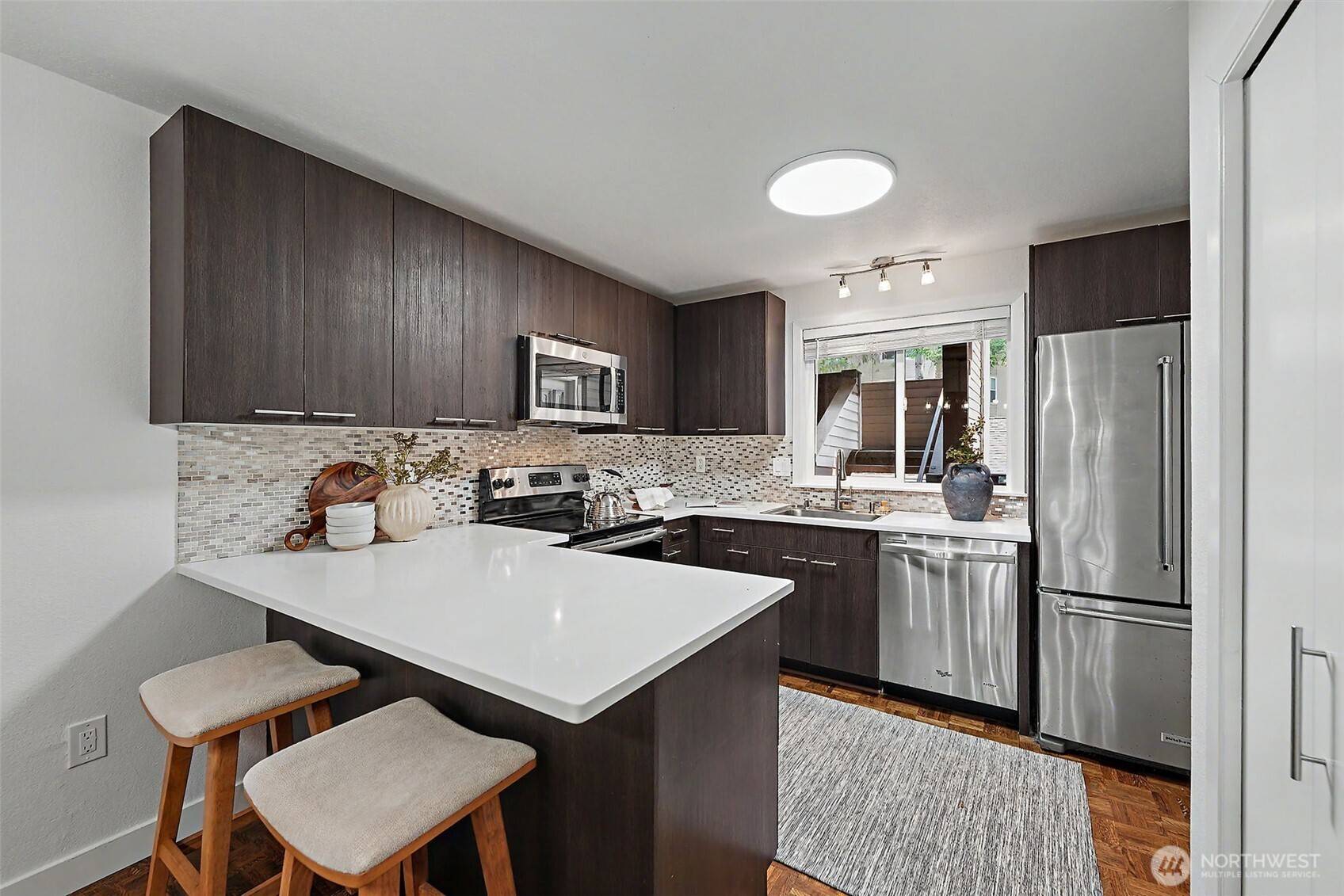 13605 NE 8th ST #203, Bellevue, WA 98005