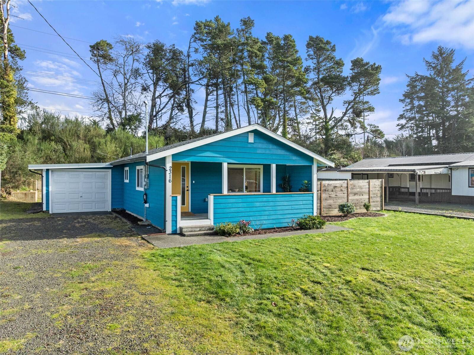 2316 S Pleasant DR, Westport, WA 98595