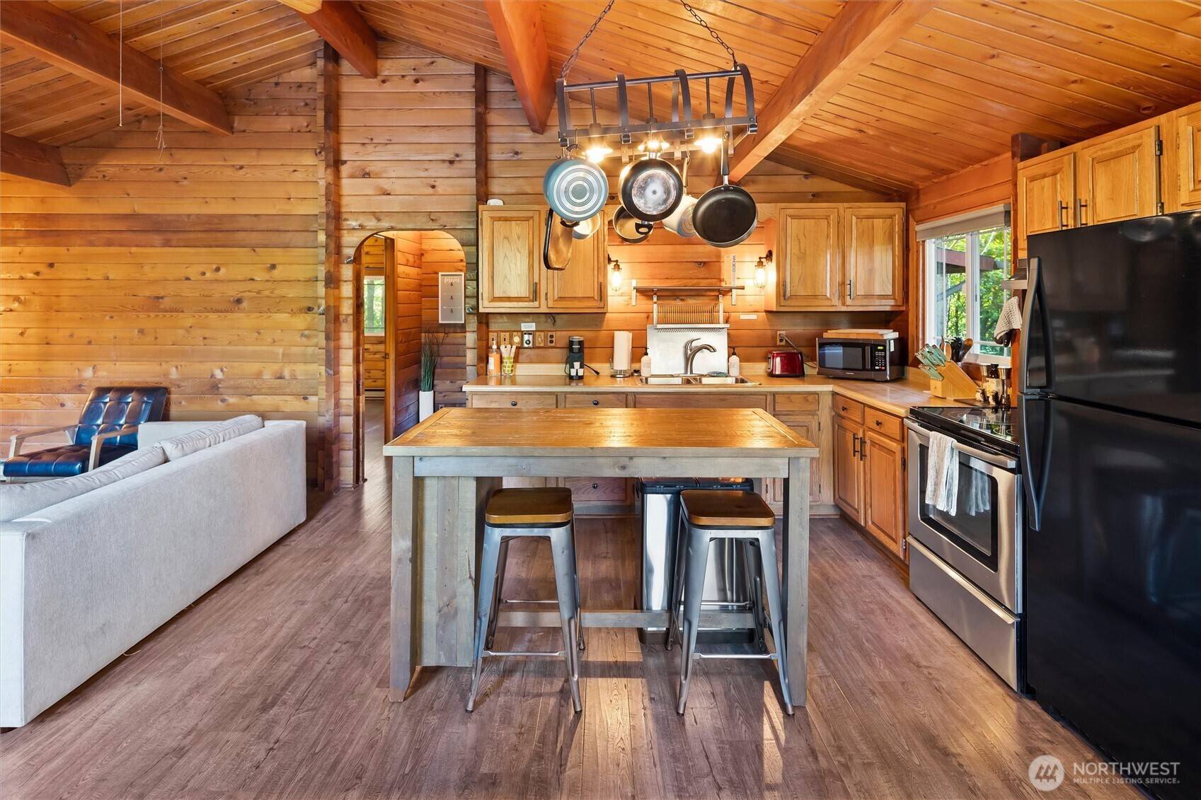 18017 433rd AVE SE, Gold Bar, WA 98251