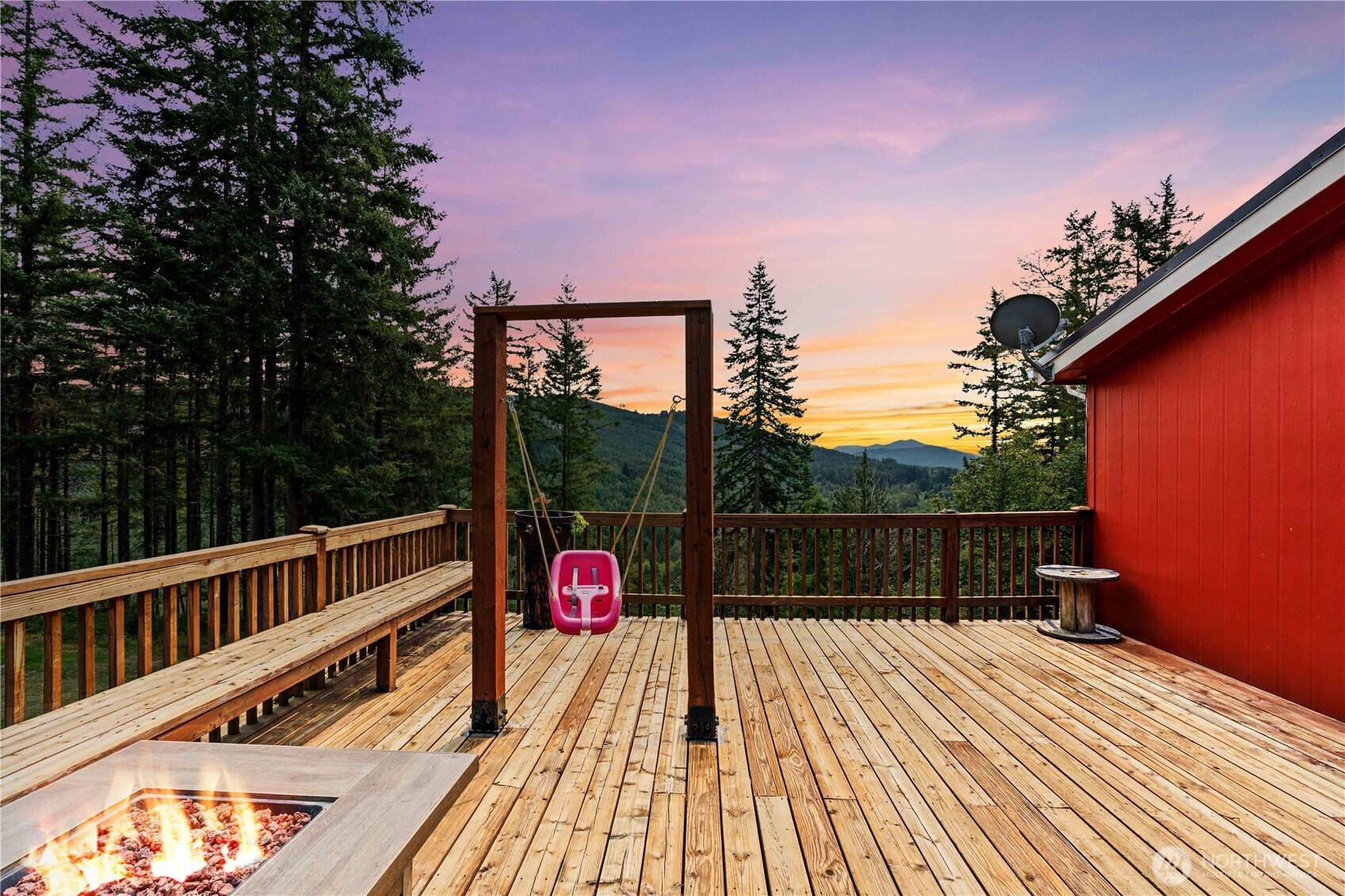 50001 146th Ave E, Eatonville, WA 98328